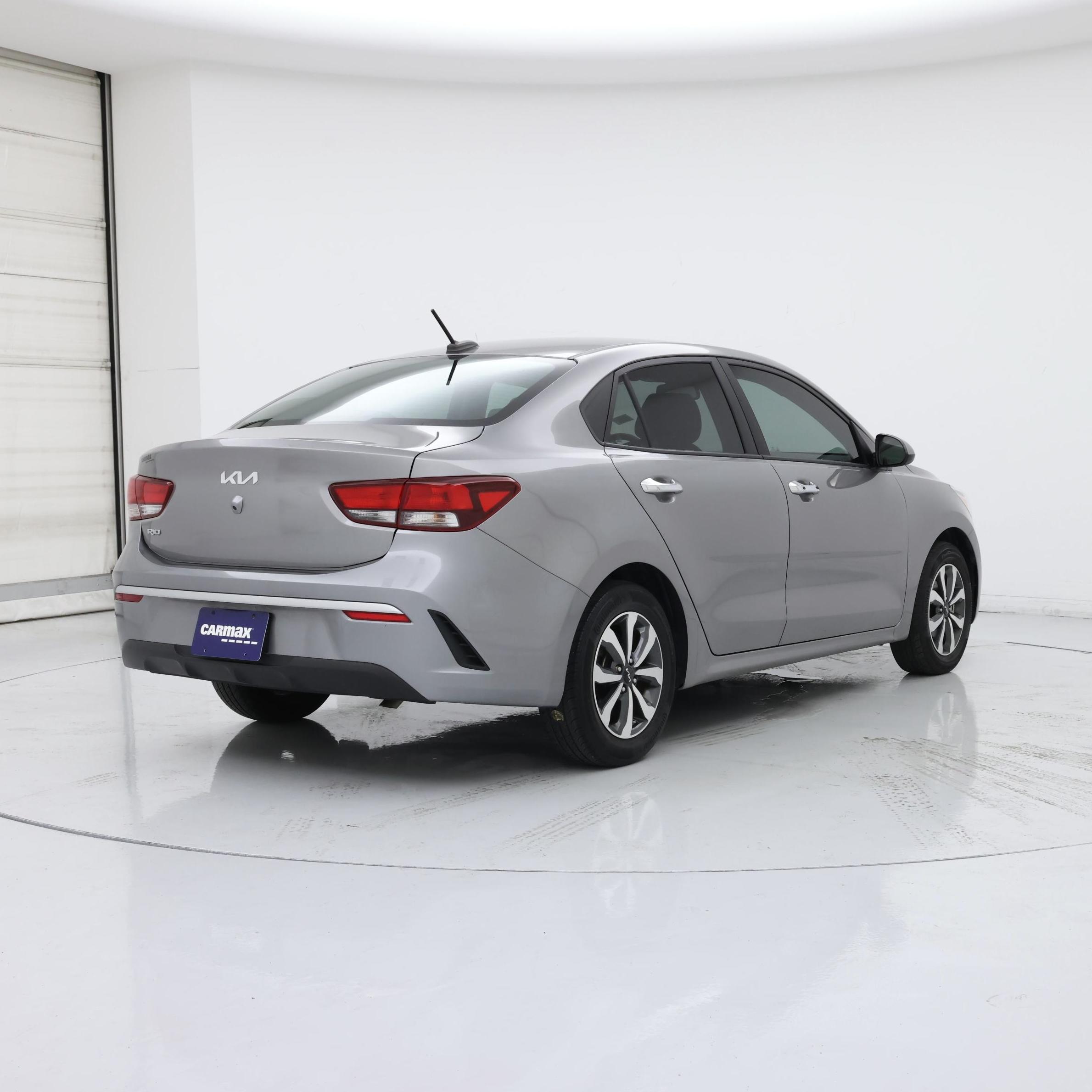 Thumbnail: 2023 Kia Rio - 8