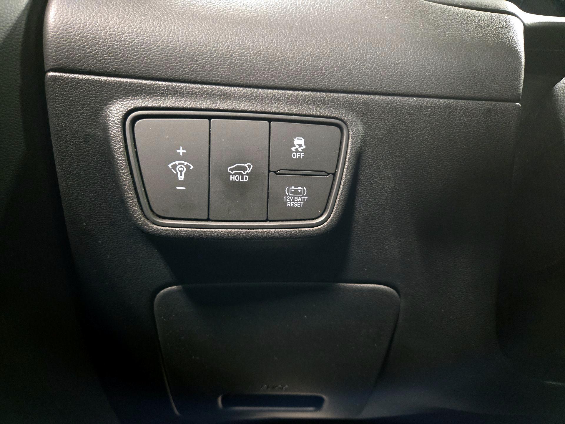 Thumbnail: 2023 Hyundai Tucson - 13