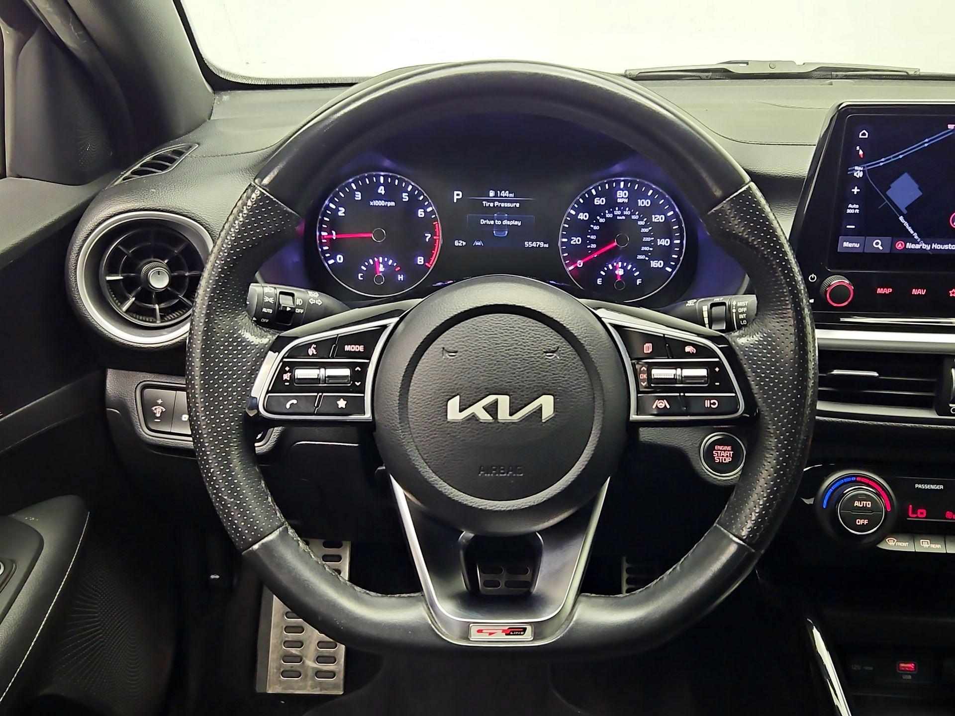 Thumbnail: 2023 Kia Forte - 10