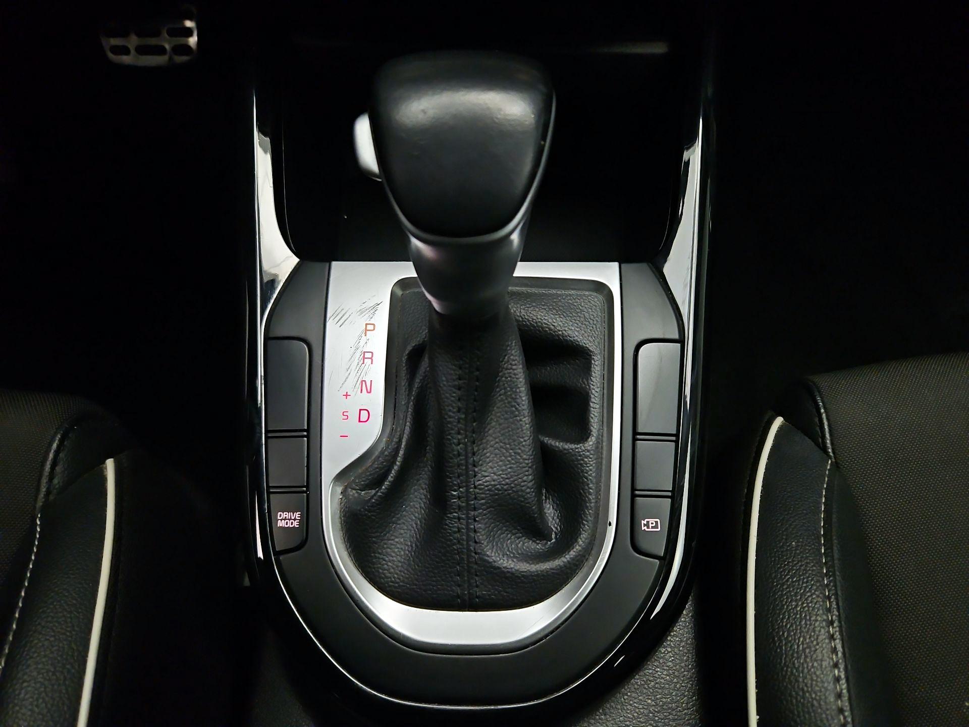 Thumbnail: 2023 Kia Forte - 18