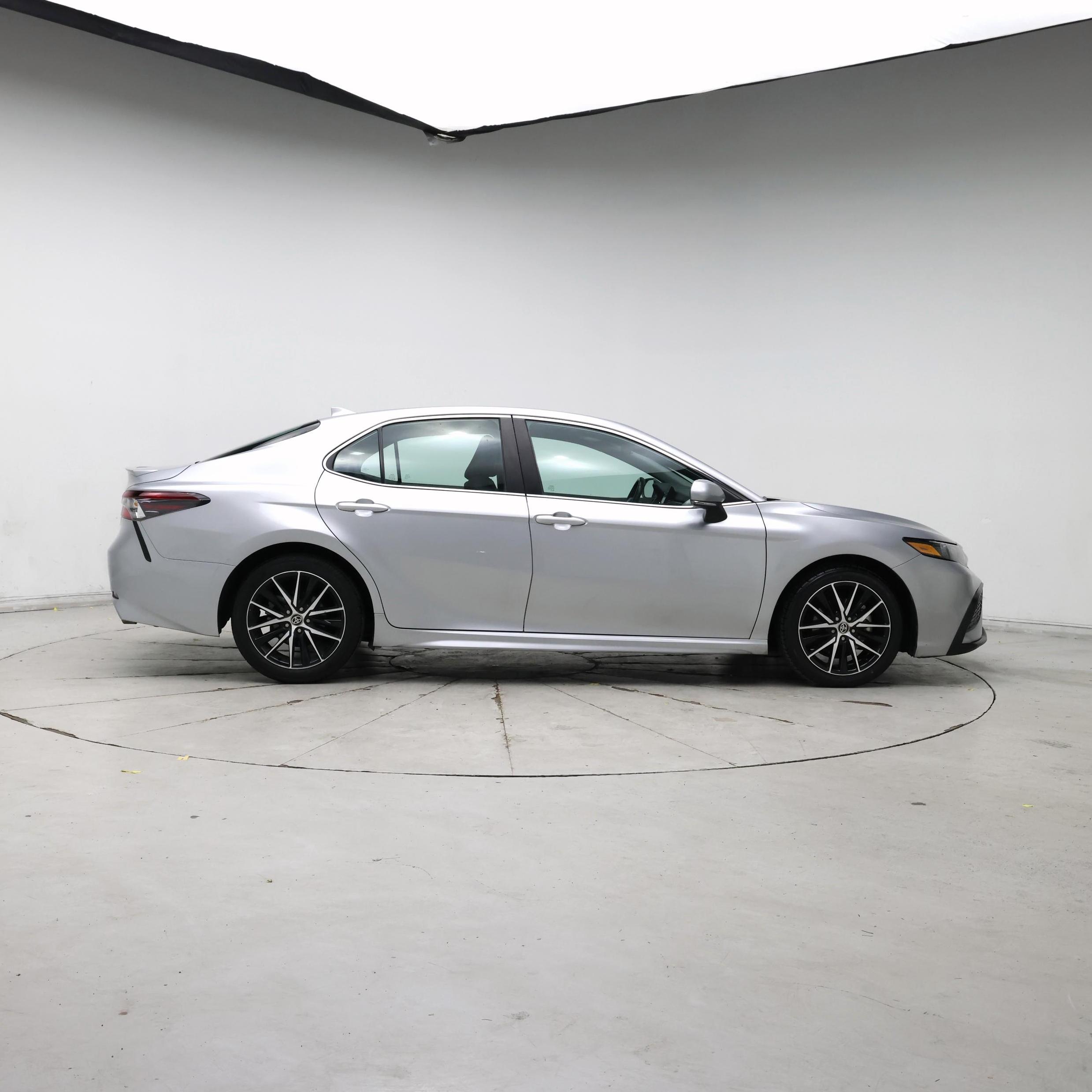 Thumbnail: 2023 Toyota Camry - 7