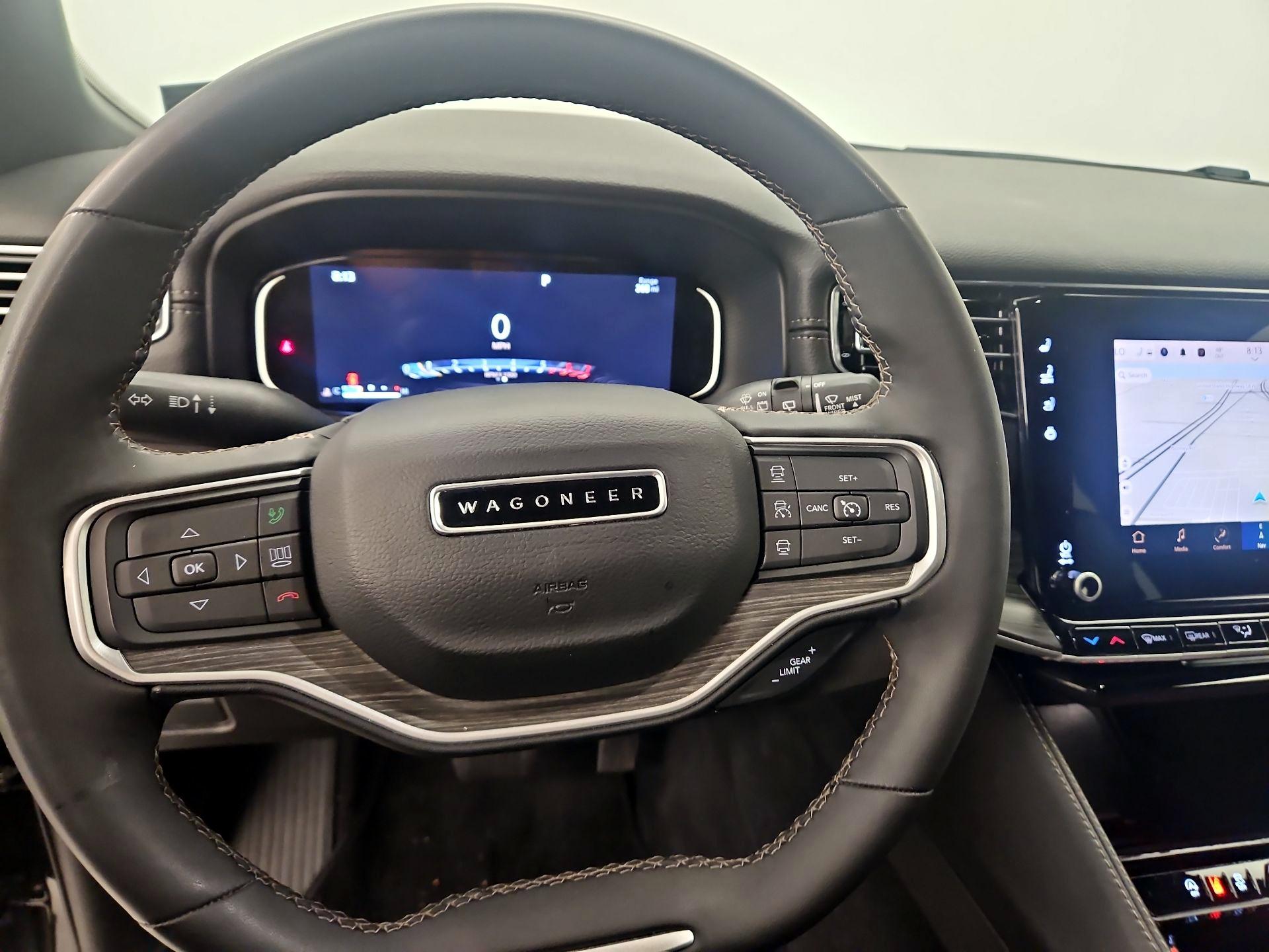 Thumbnail: 2024 Jeep Wagoneer - 10