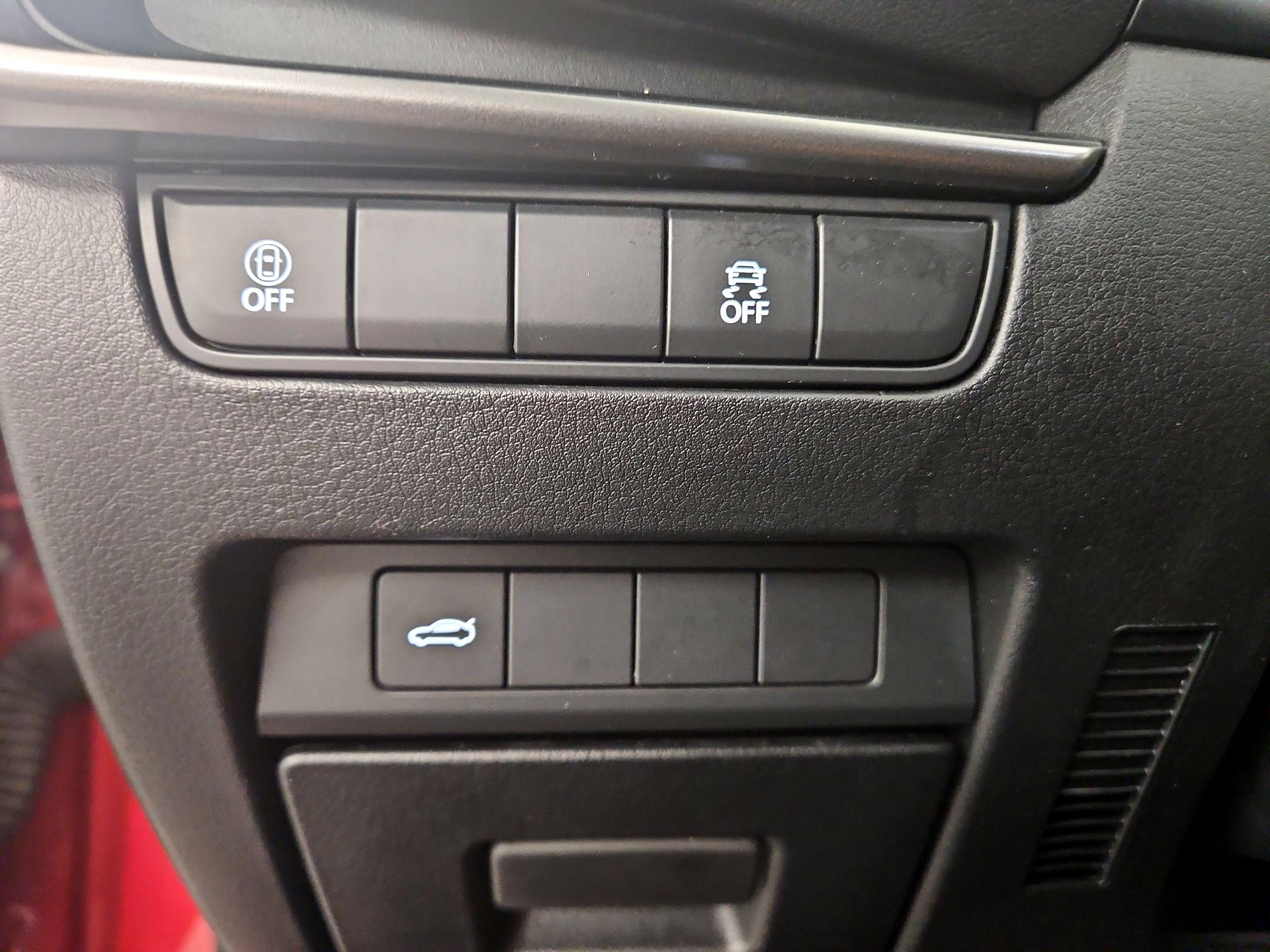 Thumbnail: 2023 Mazda Mazda3 - 13