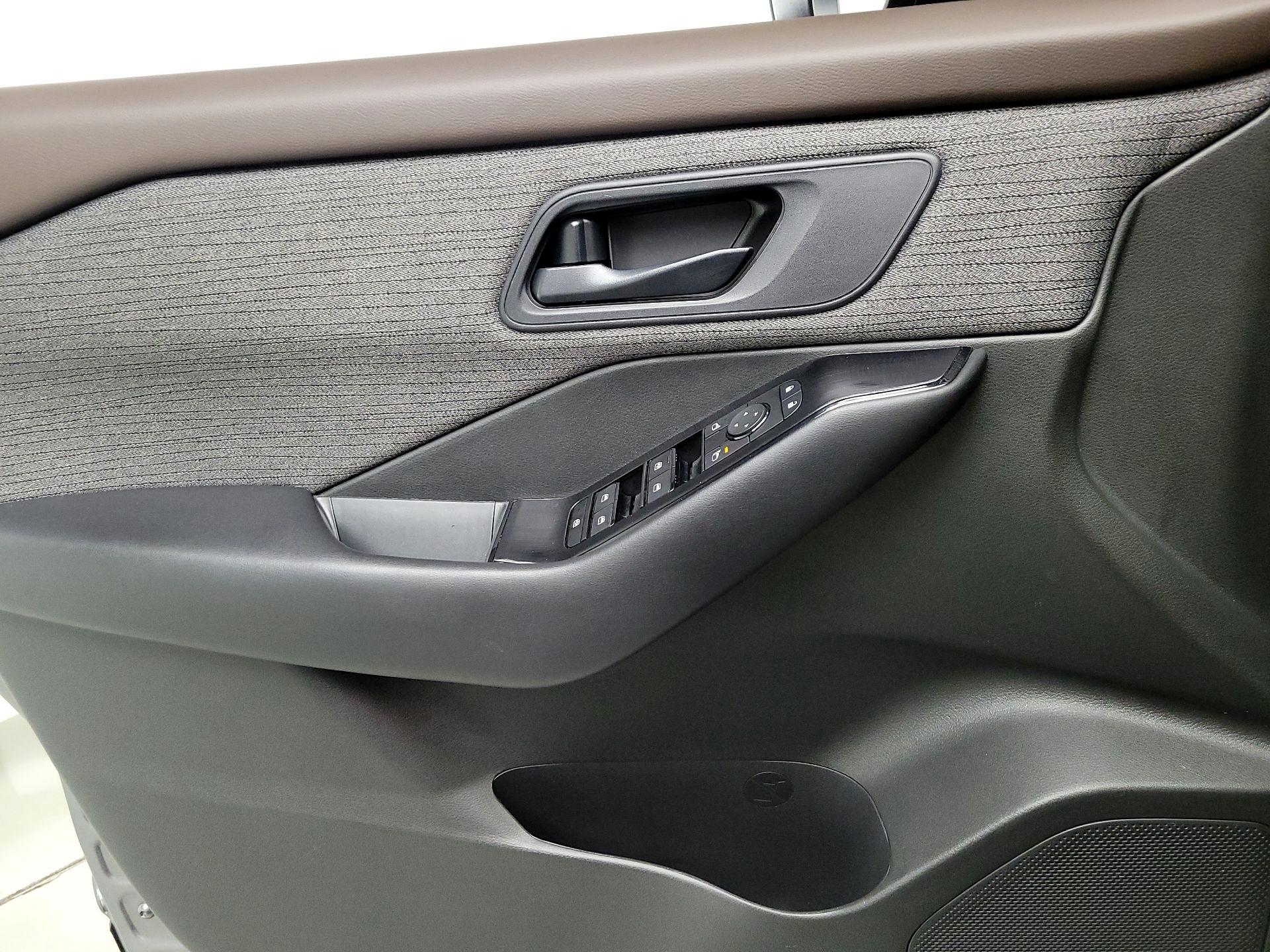 Thumbnail: 2023 Nissan Rogue - 12