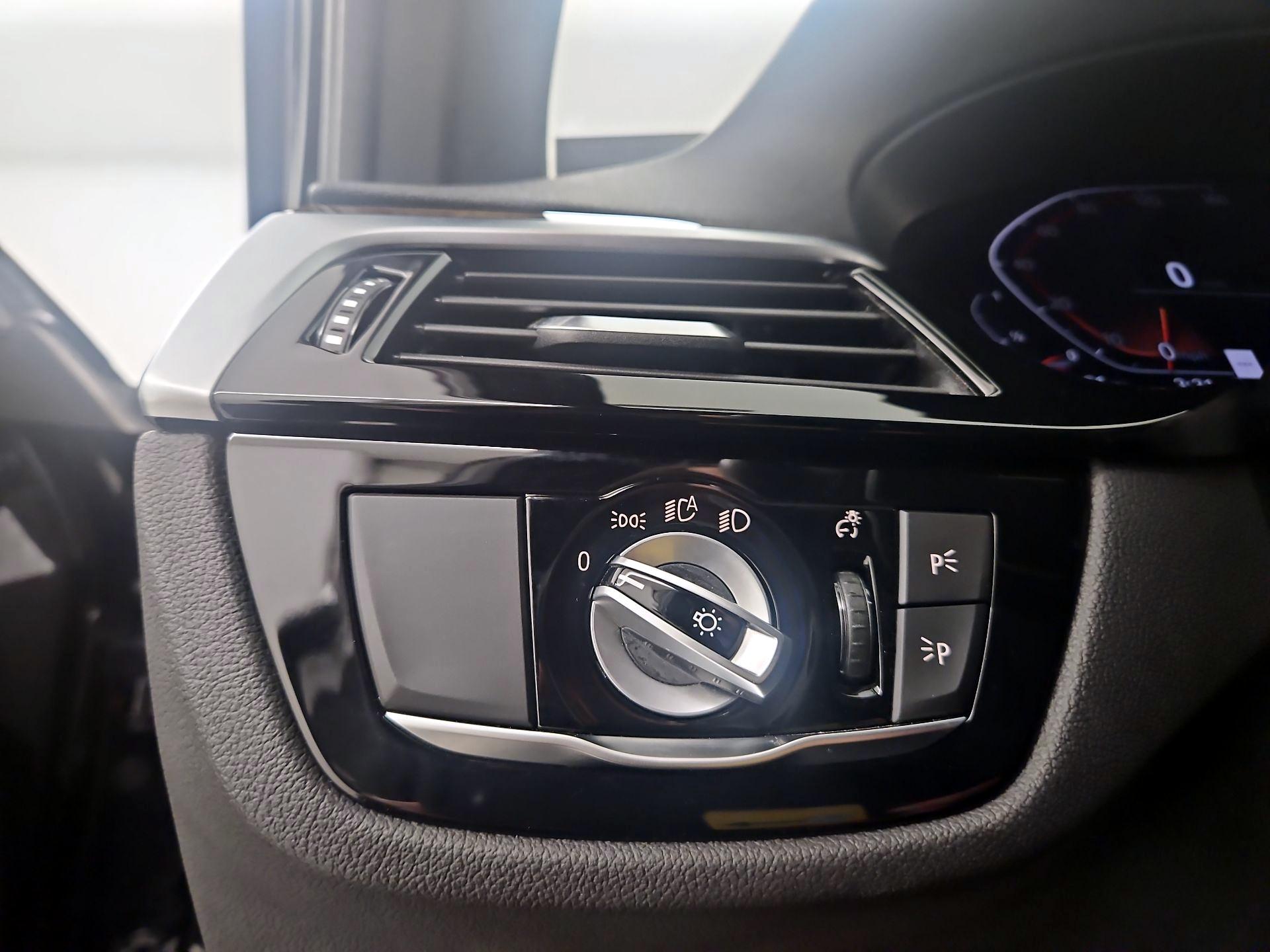 Thumbnail: 2020 BMW 5 Series - 13