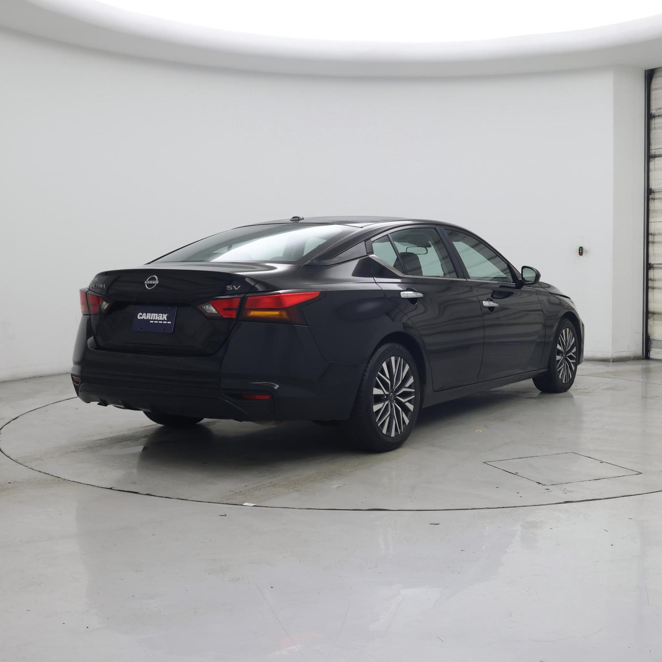 Thumbnail: 2023 Nissan Altima - 8