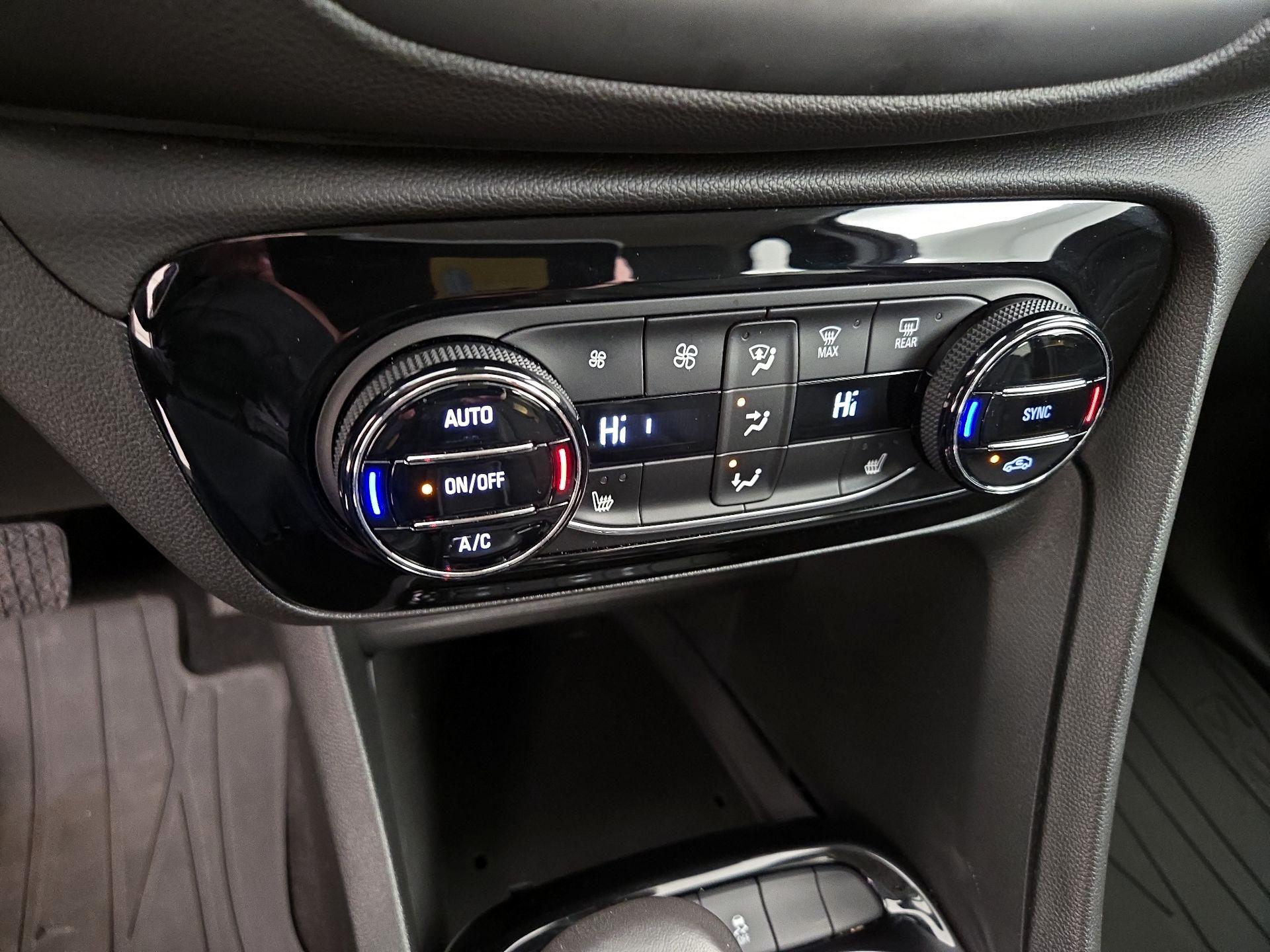 Thumbnail: 2021 Buick Encore GX - 16