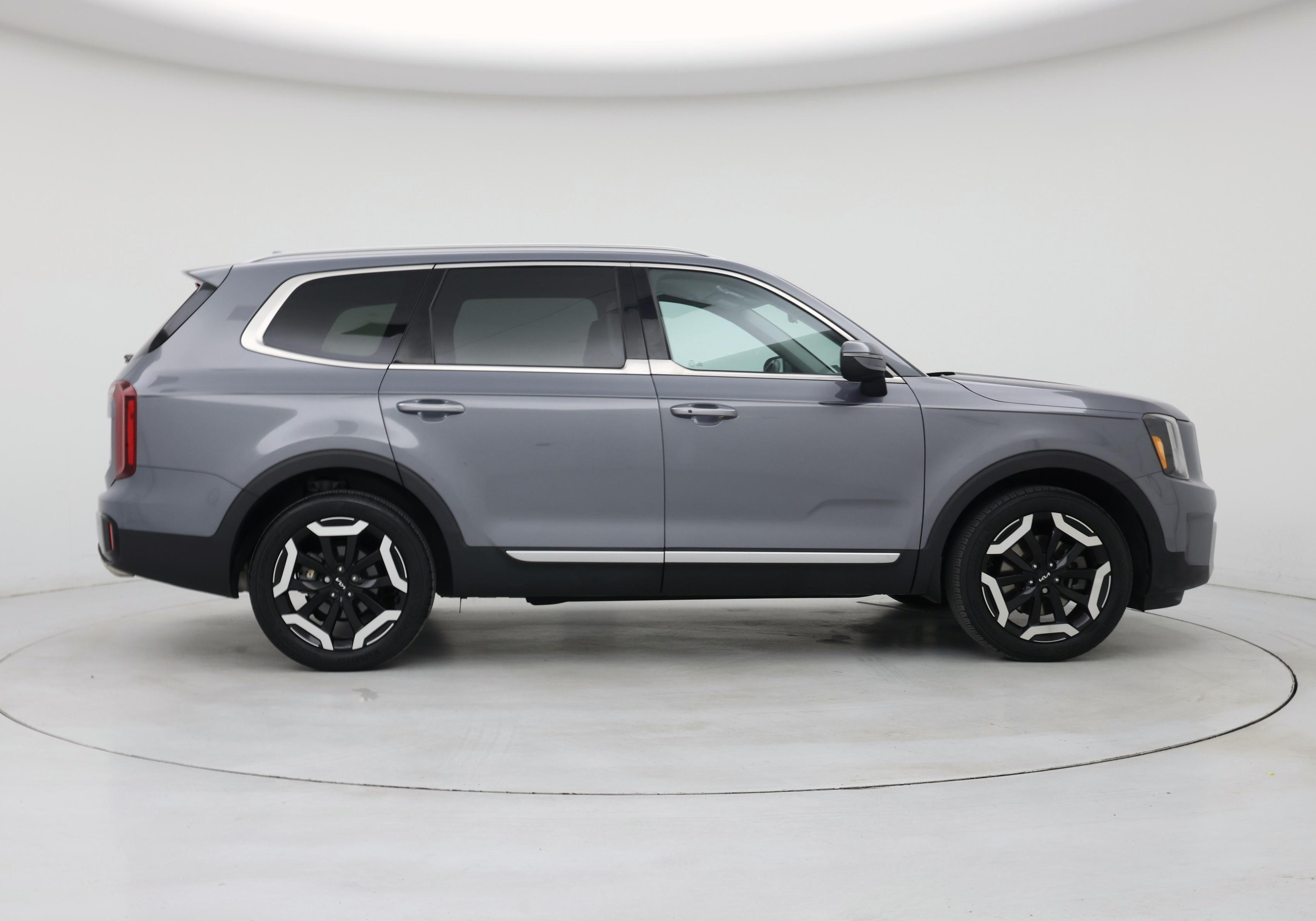 Thumbnail: 2023 Kia Telluride - 7