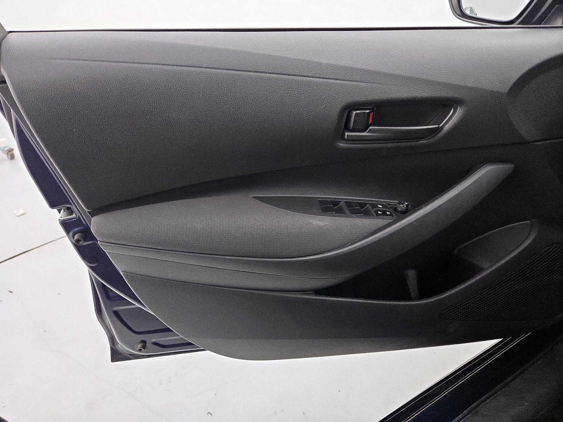 Thumbnail: 2023 Toyota Corolla - 12