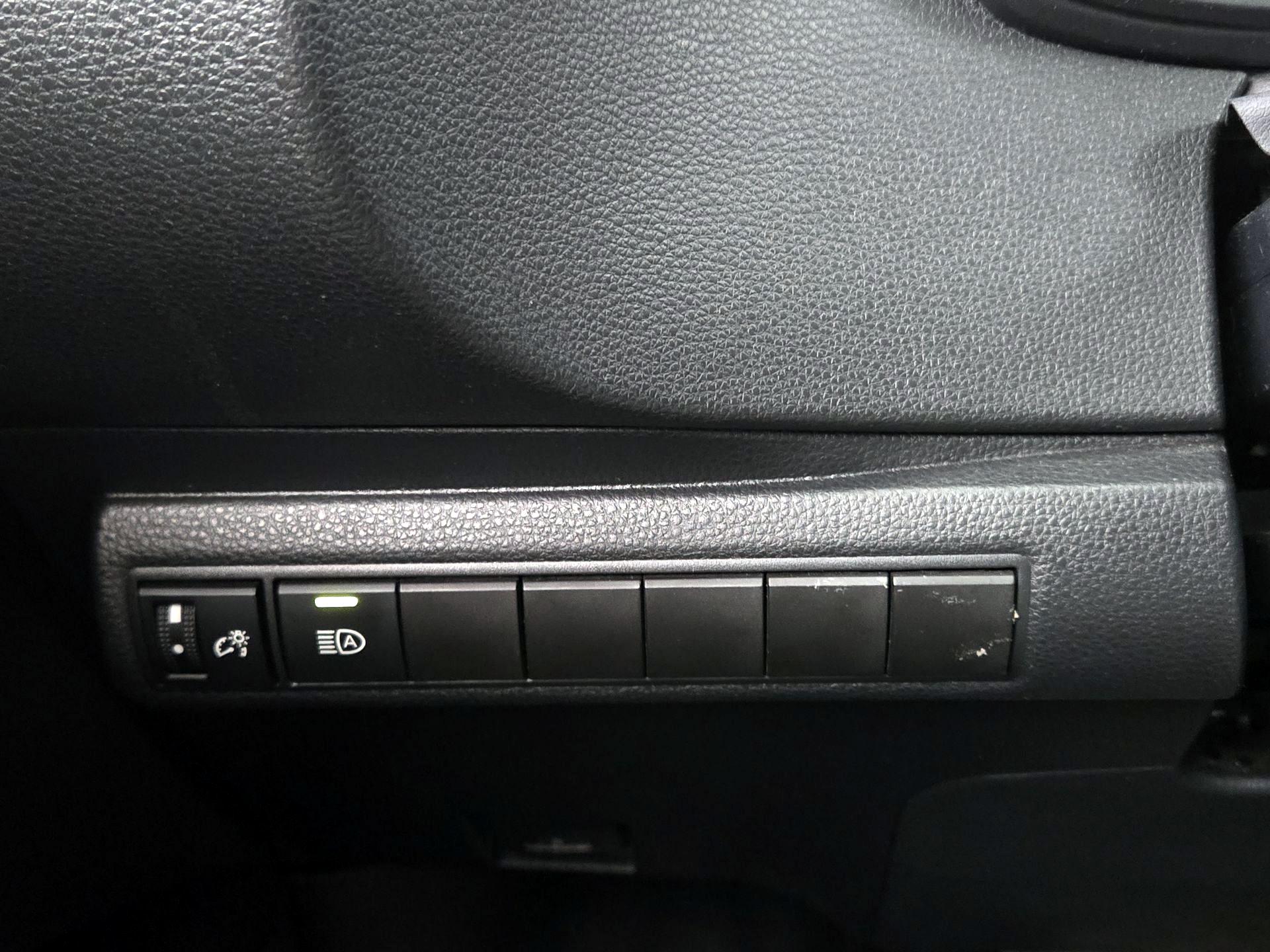 Thumbnail: 2023 Toyota Corolla - 13