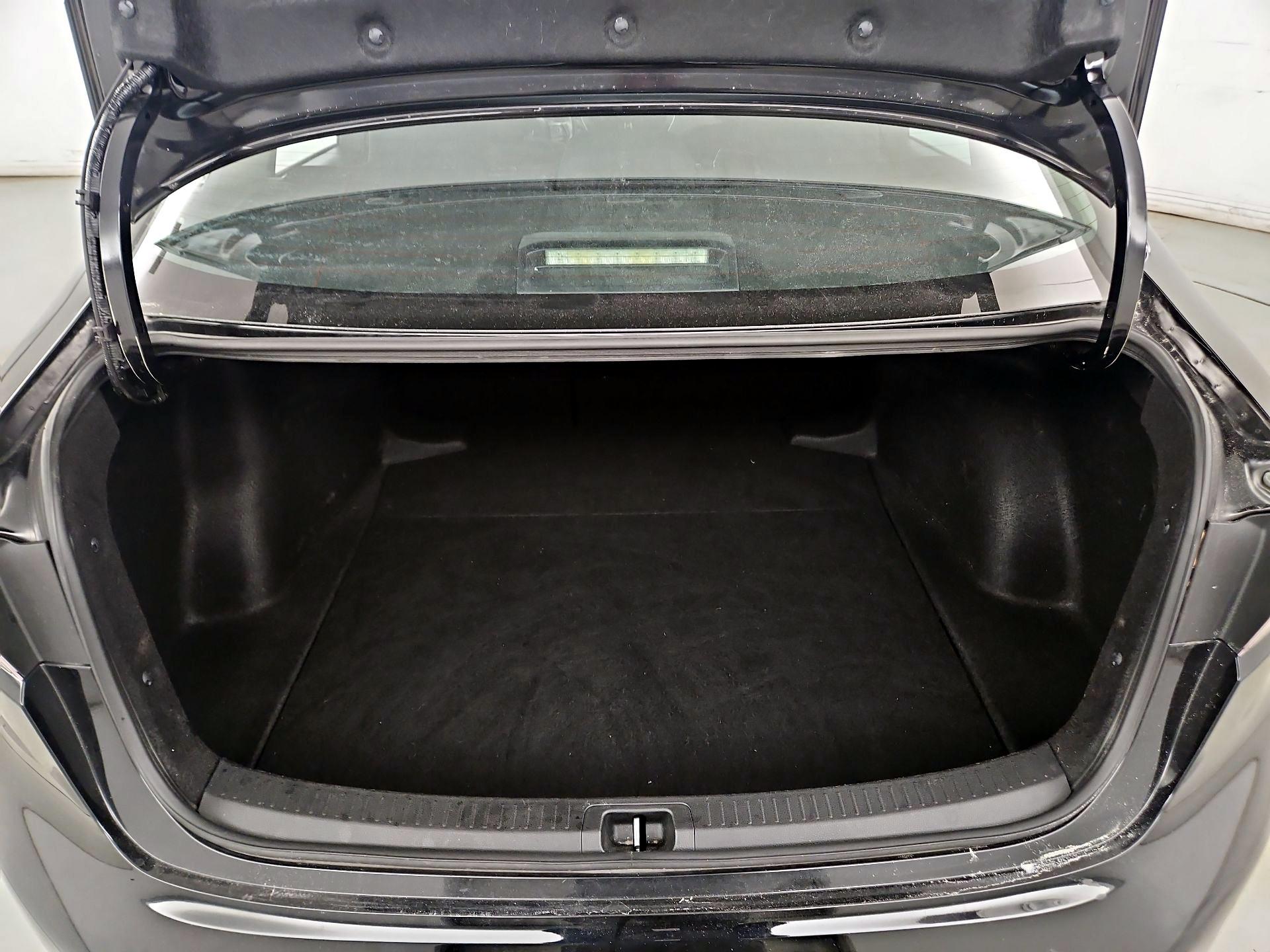 Thumbnail: 2023 Toyota Corolla - 20