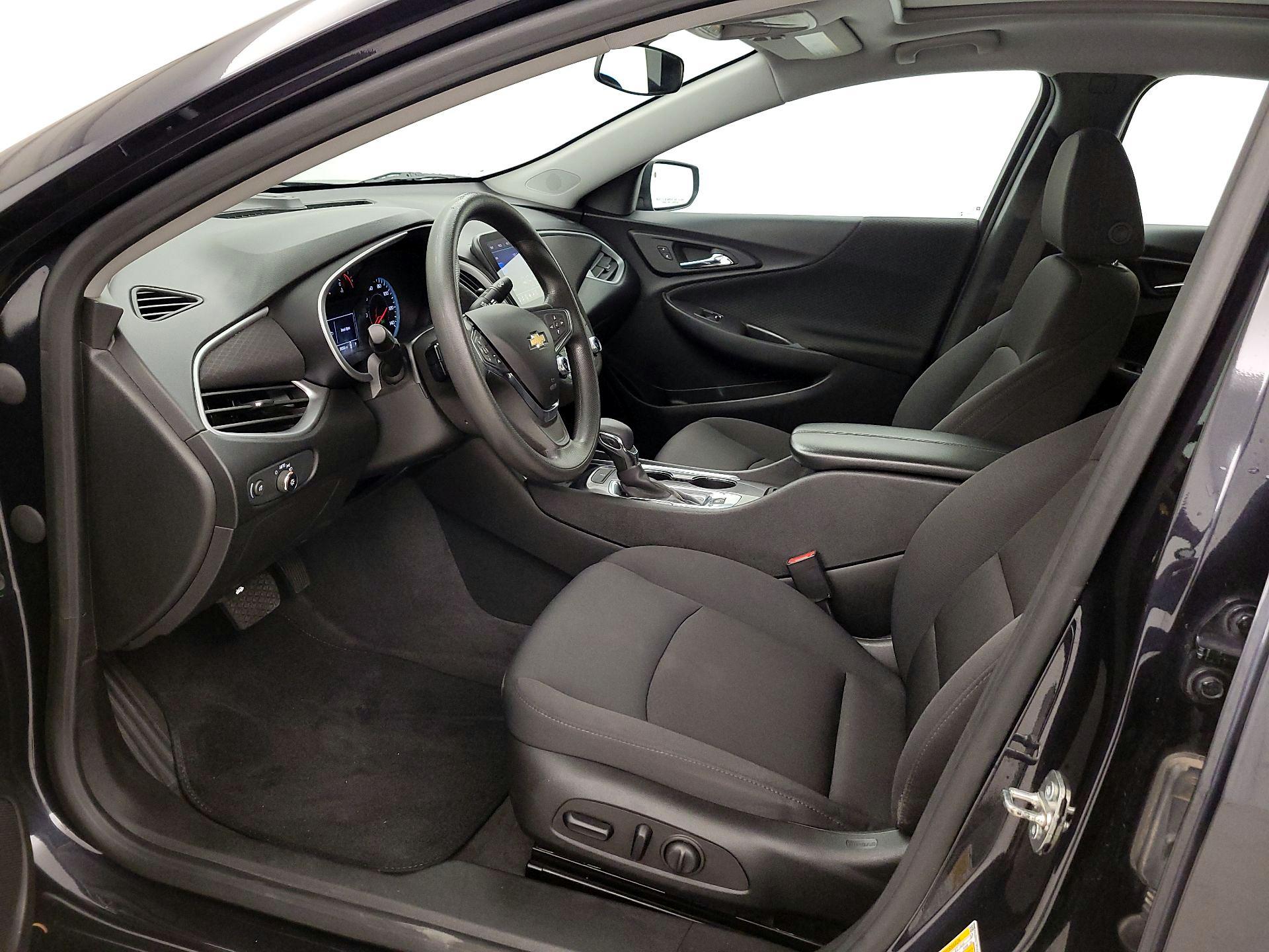 Thumbnail: 2023 Chevrolet Malibu - 11