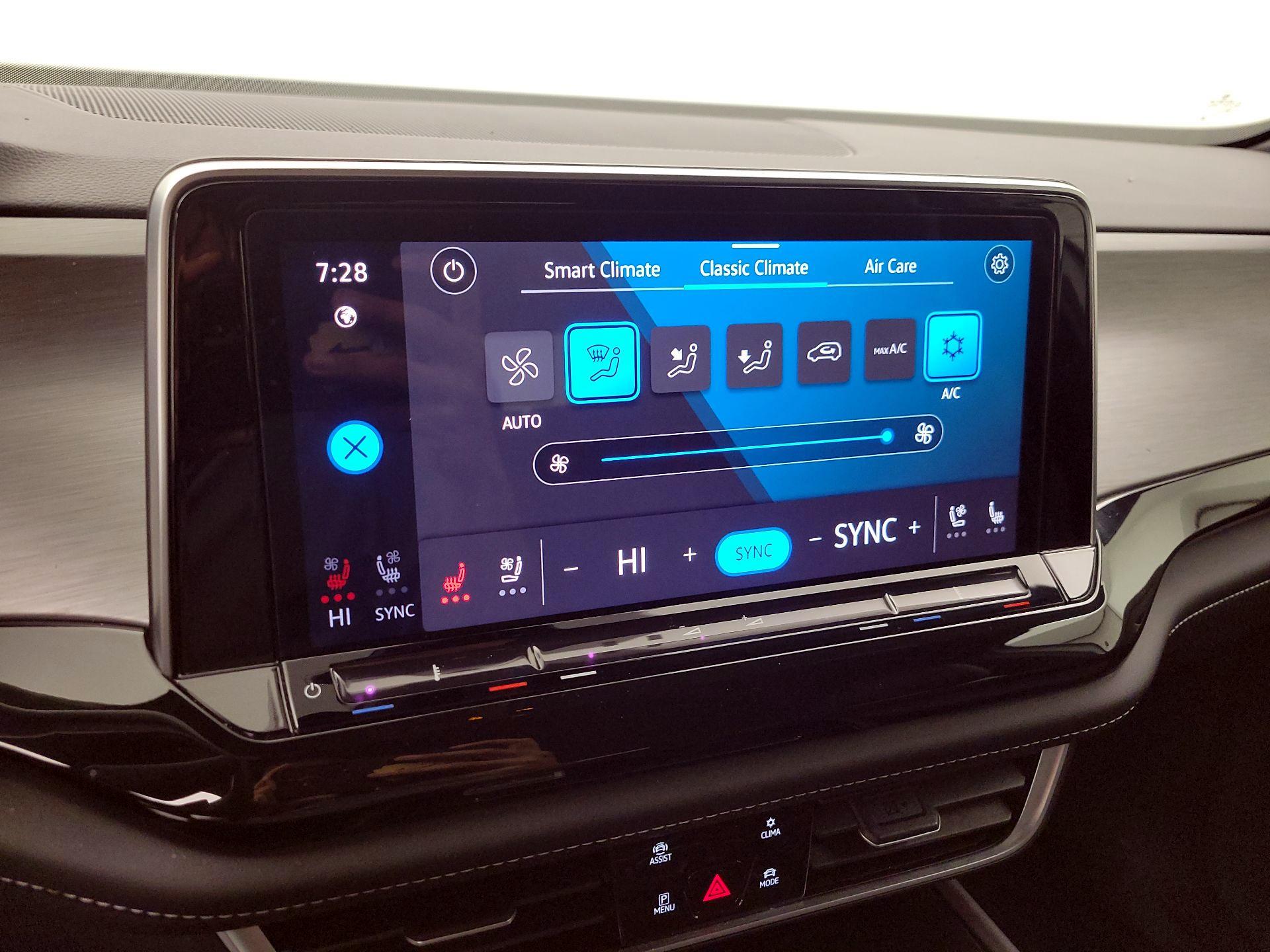 Thumbnail: 2025 Volkswagen Atlas - 16