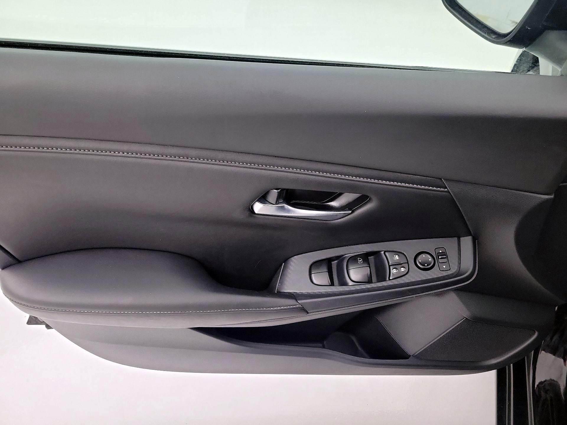 Thumbnail: 2023 Nissan Sentra - 12