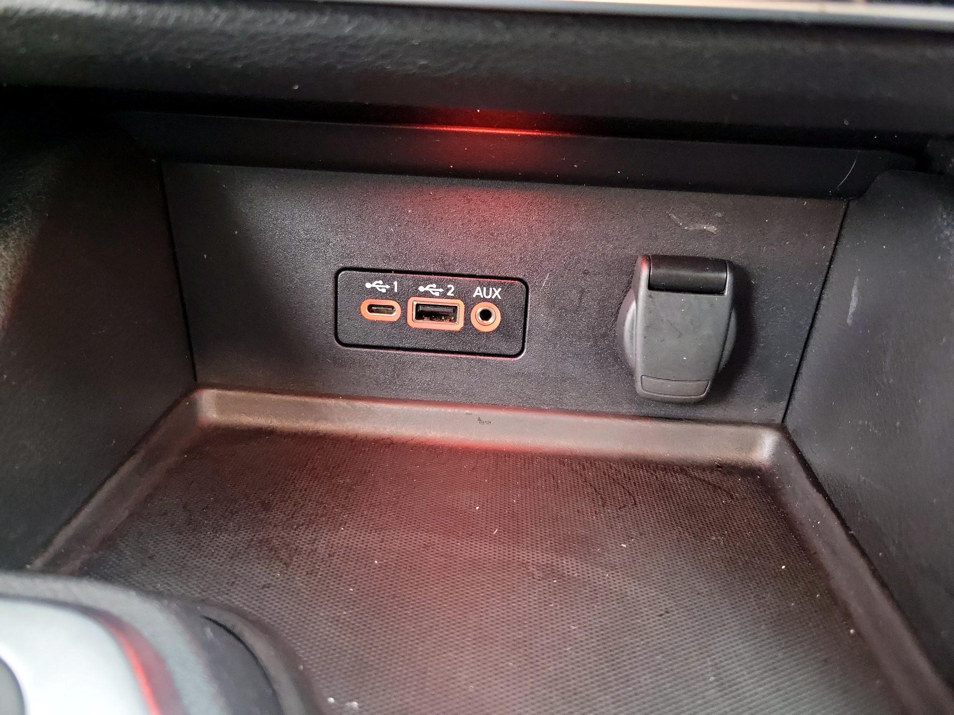 Thumbnail: 2023 Nissan Sentra - 18