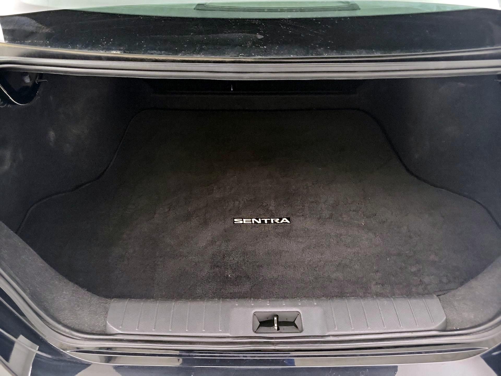 Thumbnail: 2023 Nissan Sentra - 20