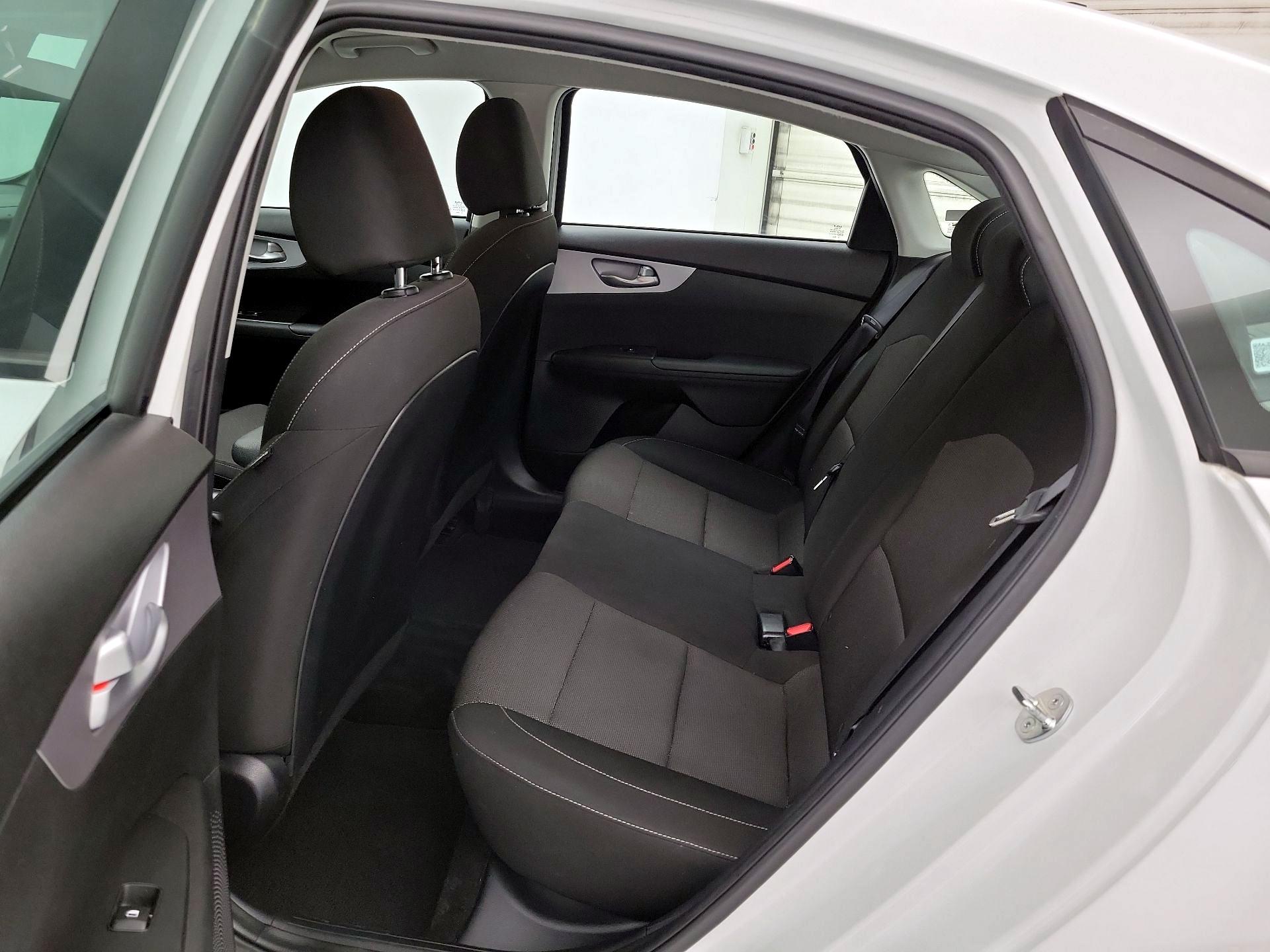 Thumbnail: 2023 Kia Forte - 19