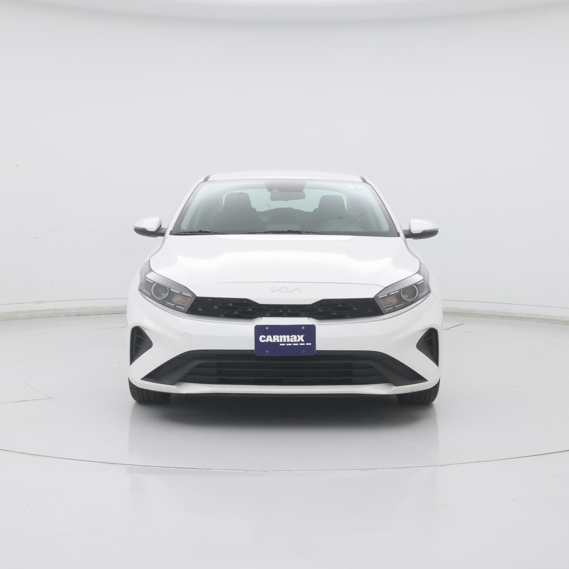 Thumbnail: 2023 Kia Forte - 5