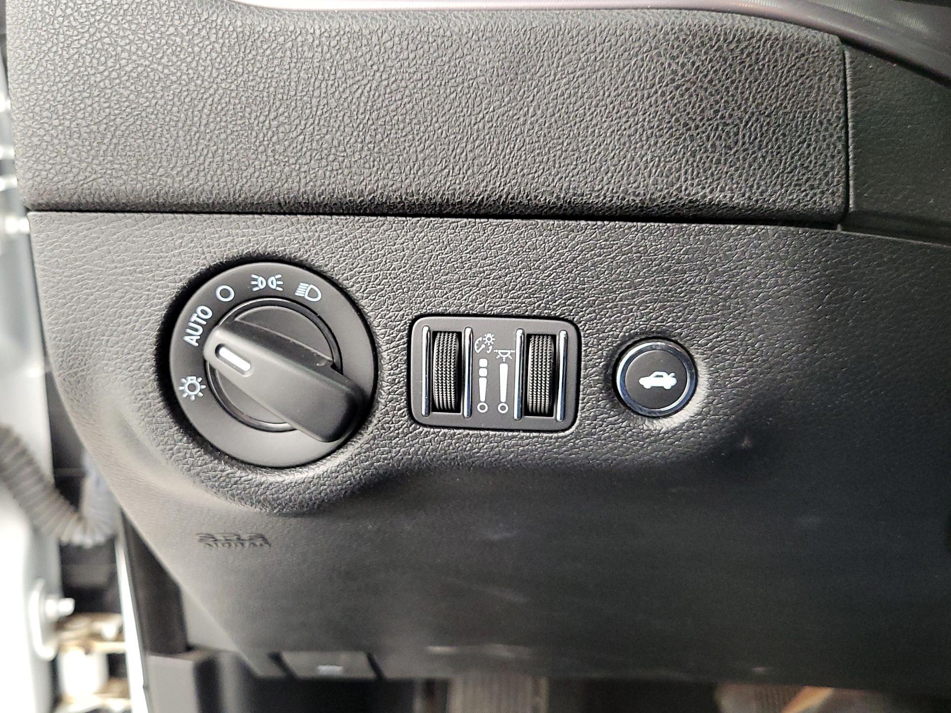 Thumbnail: 2023 Dodge Charger - 13