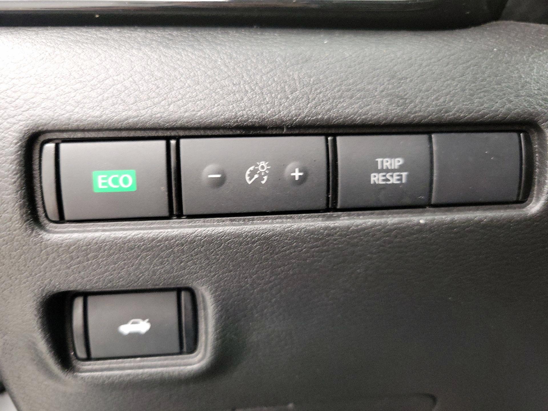 Thumbnail: 2022 Nissan Sentra - 13