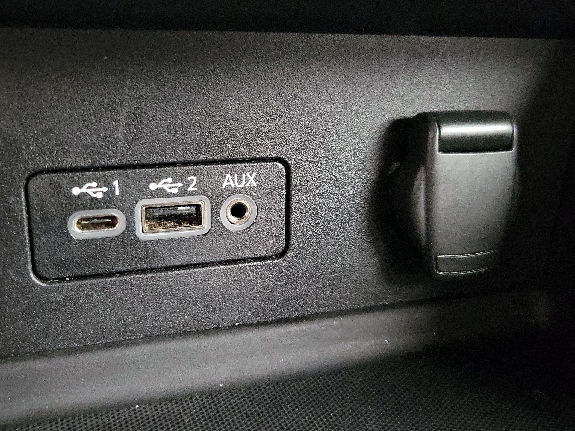 Thumbnail: 2022 Nissan Sentra - 18