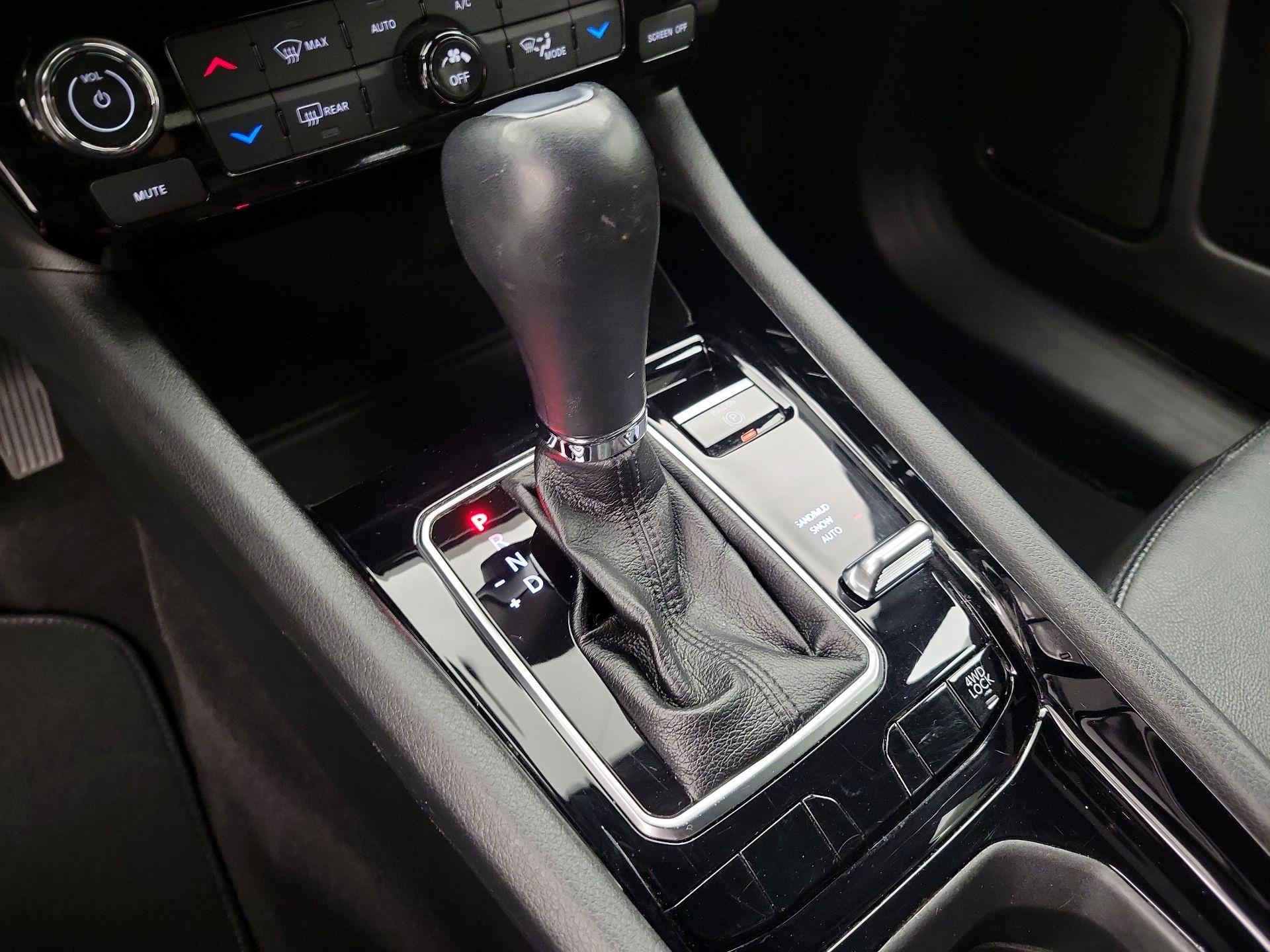 Thumbnail: 2023 Jeep Compass - 17