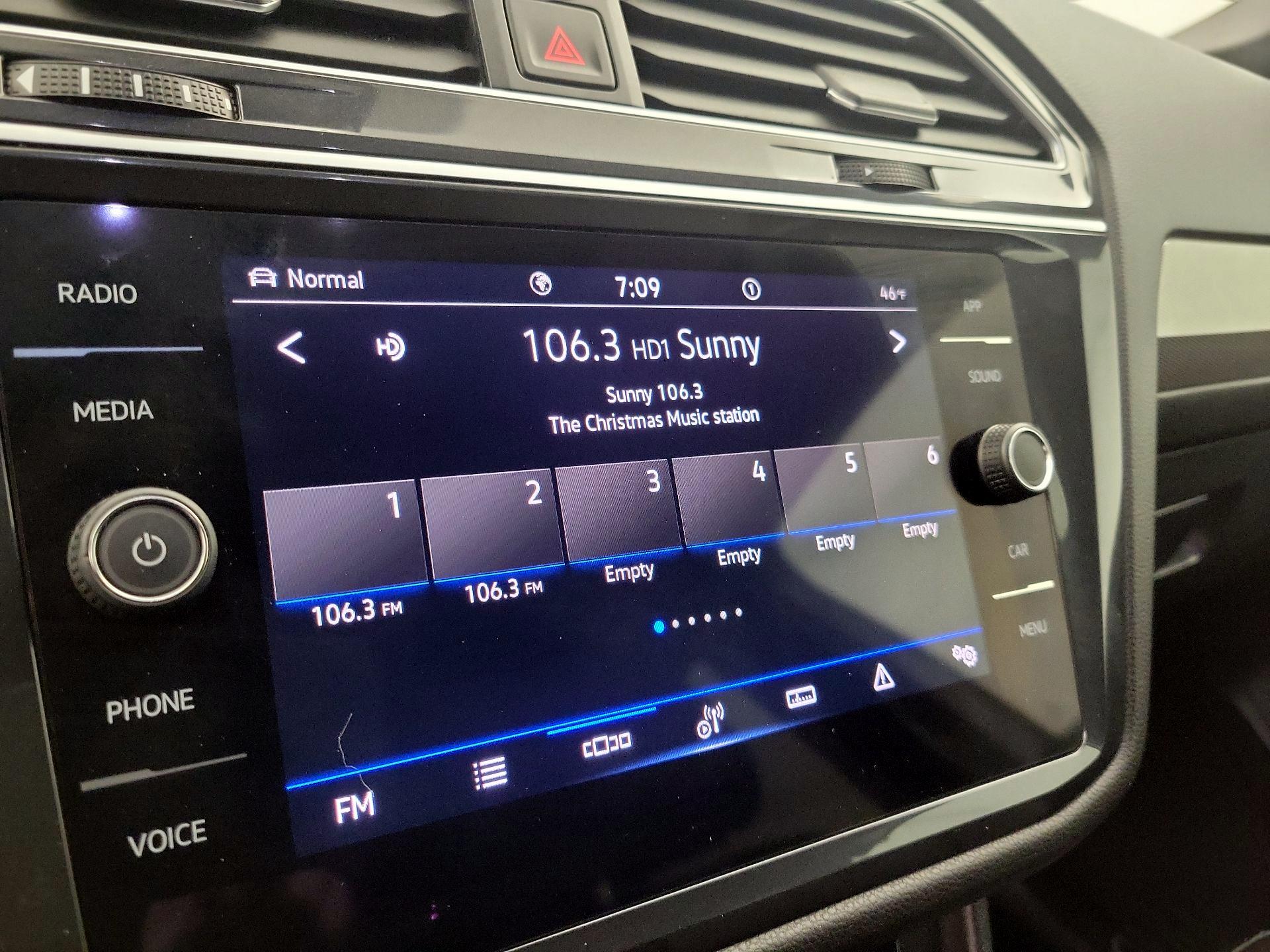 Thumbnail: 2024 Volkswagen Tiguan - 15