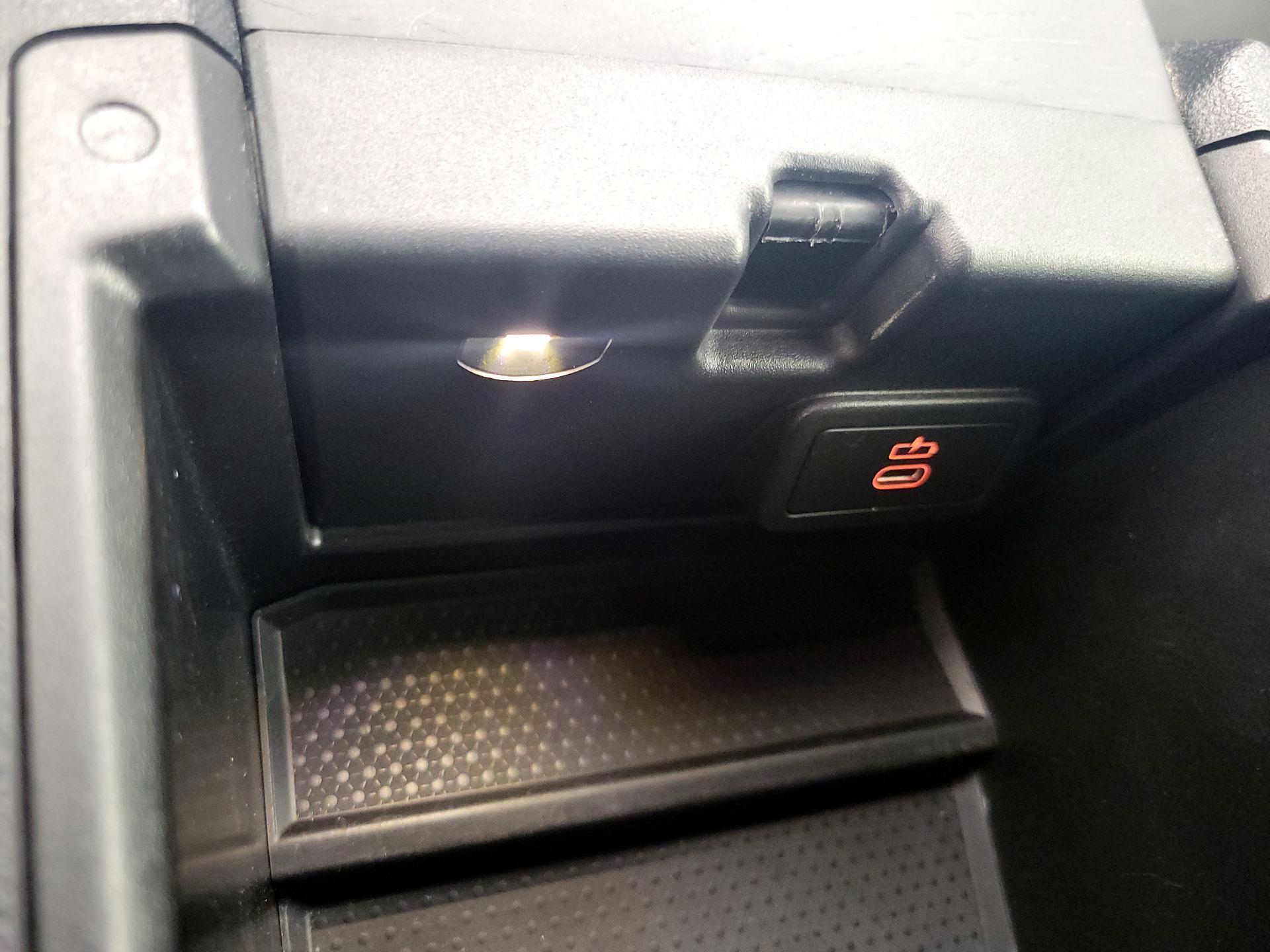 Thumbnail: 2024 BMW 4 Series - 19