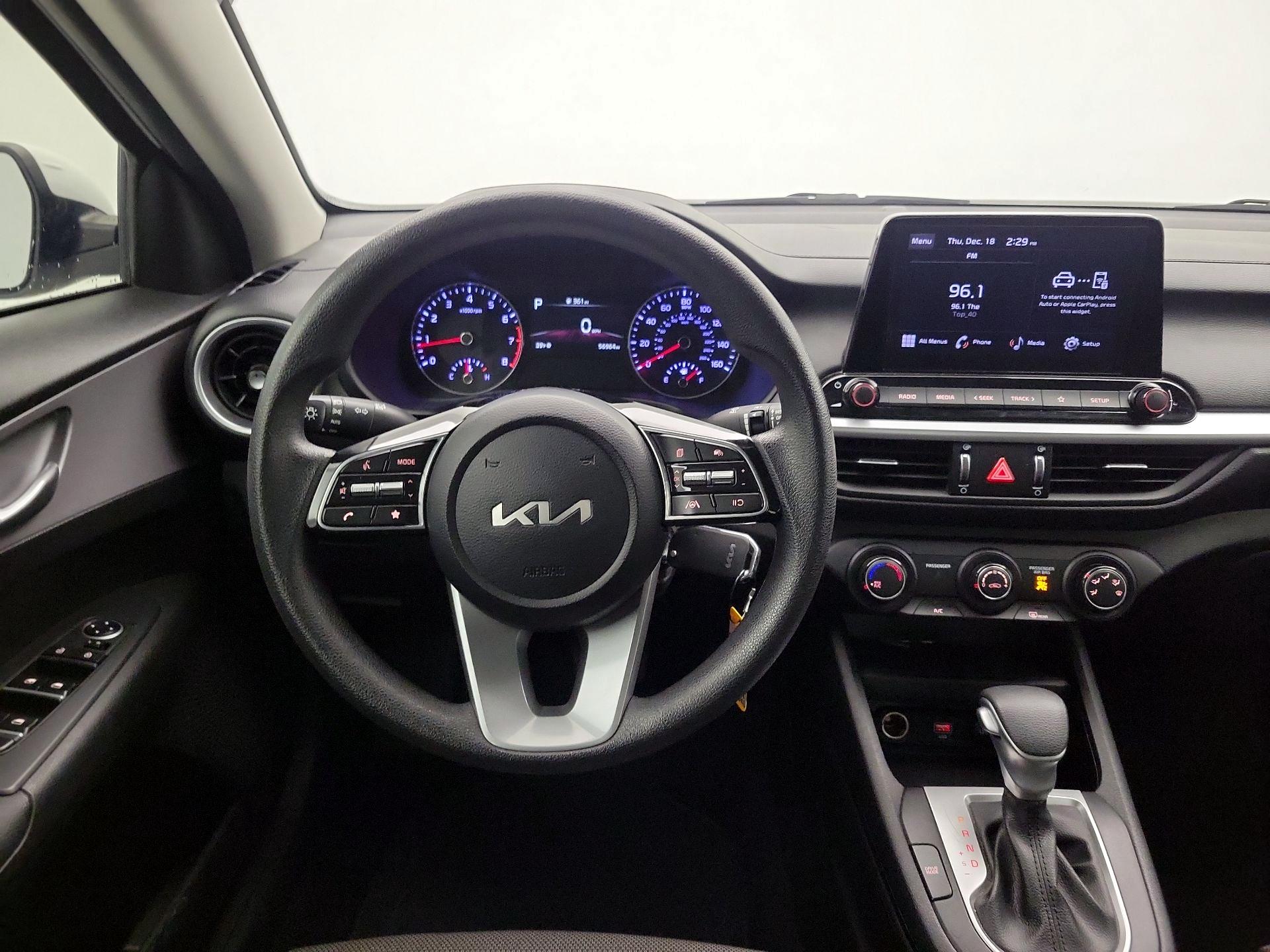 Thumbnail: 2023 Kia Forte - 10