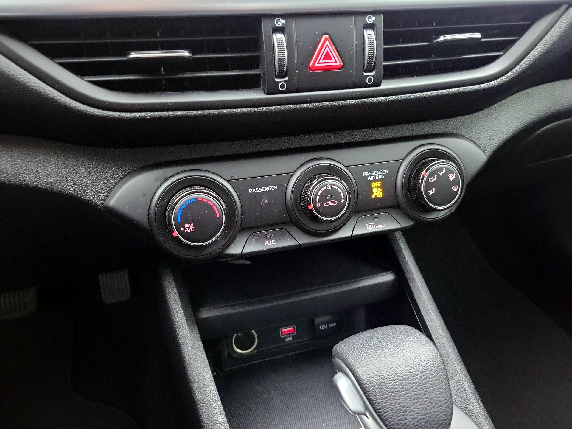 Thumbnail: 2023 Kia Forte - 16