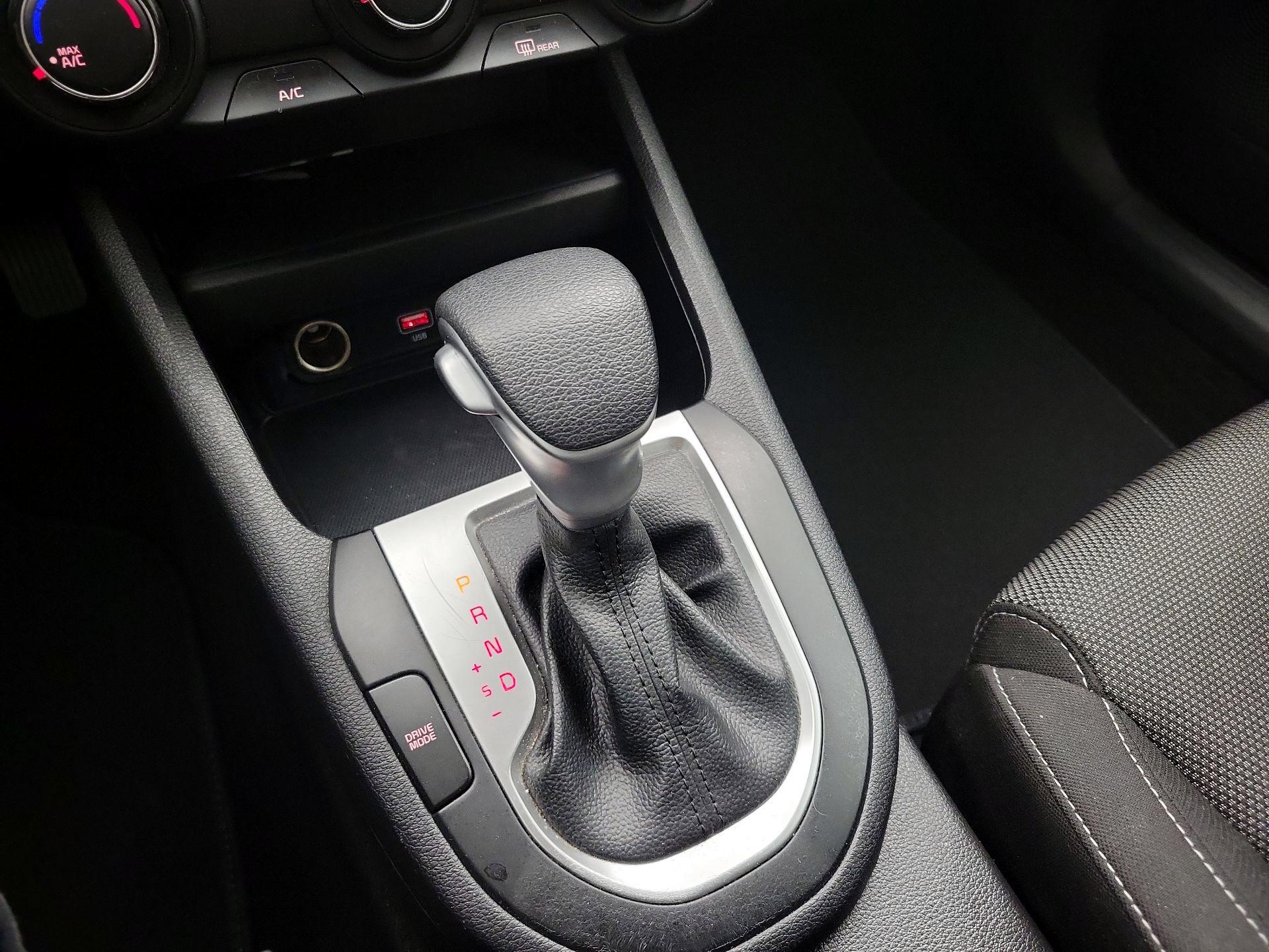 Thumbnail: 2023 Kia Forte - 17