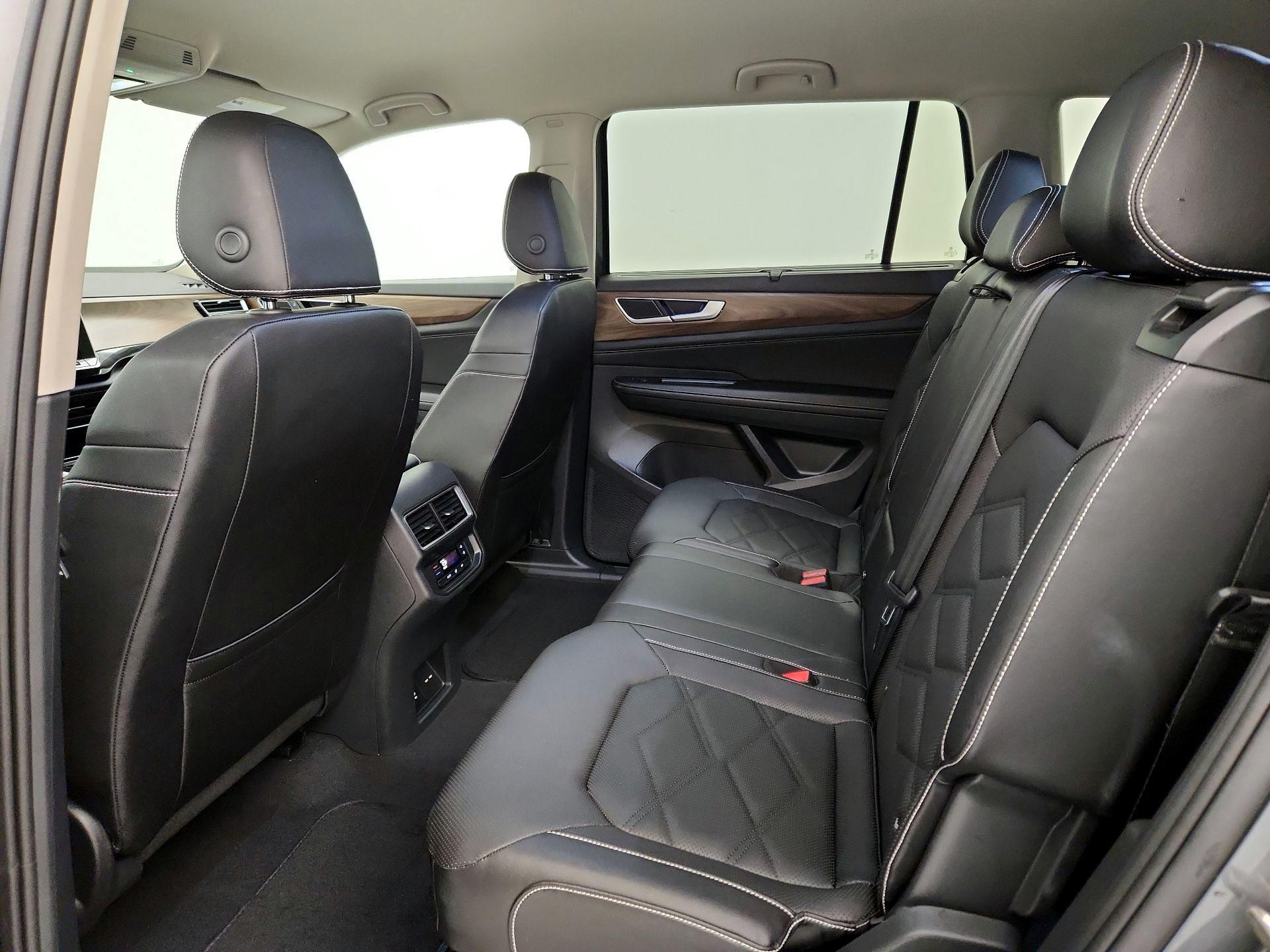 Thumbnail: 2025 Volkswagen Atlas - 19