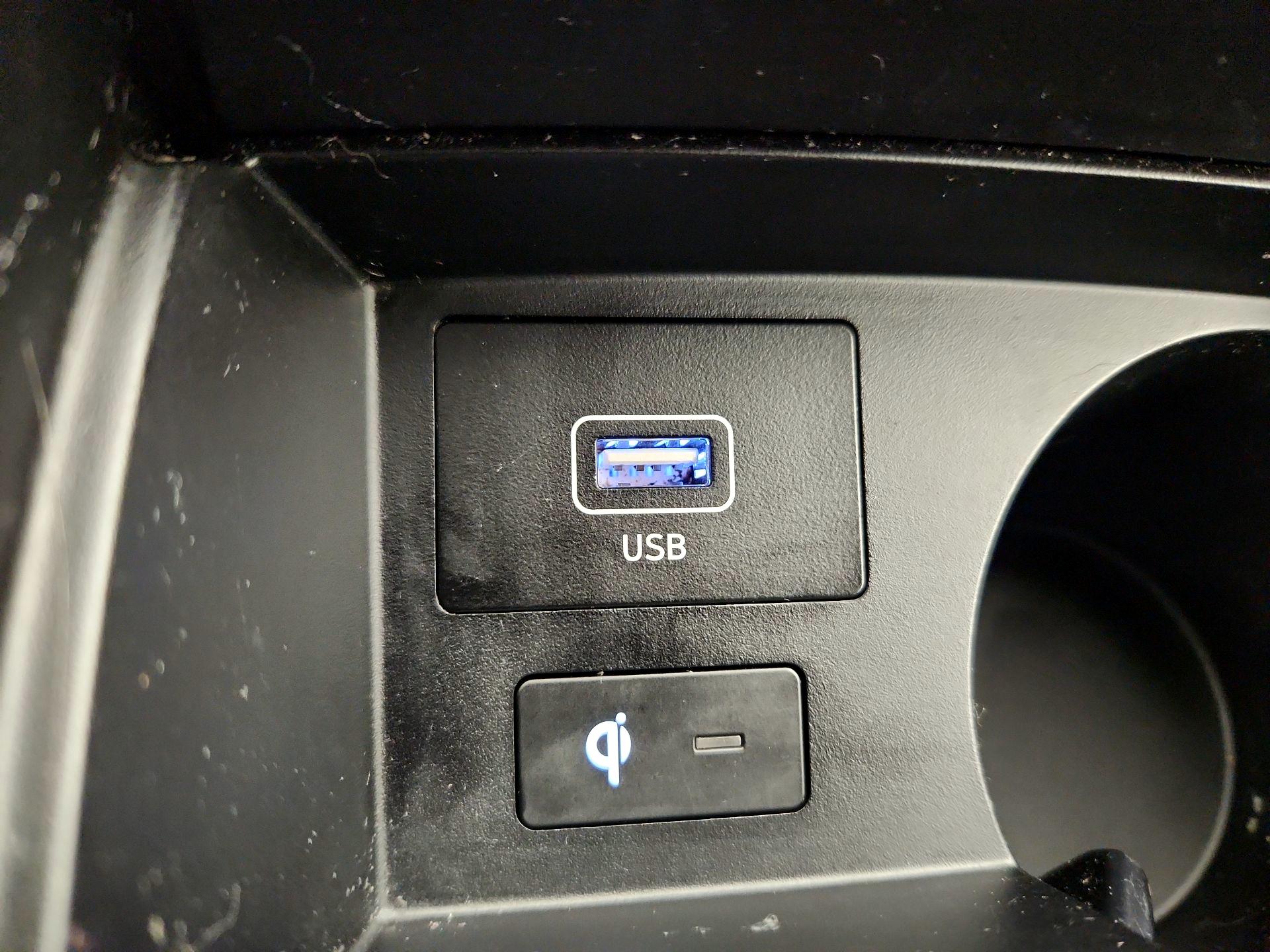 Thumbnail: 2022 Hyundai Santa Fe - 19