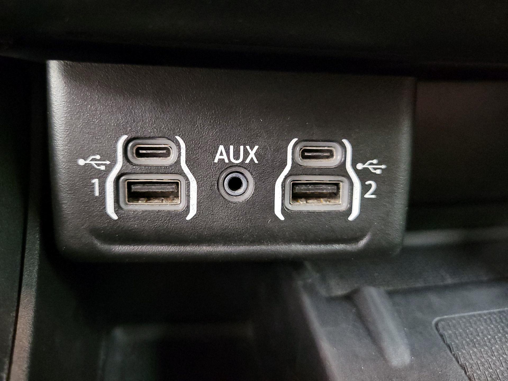 Thumbnail: 2022 Dodge Durango - 19