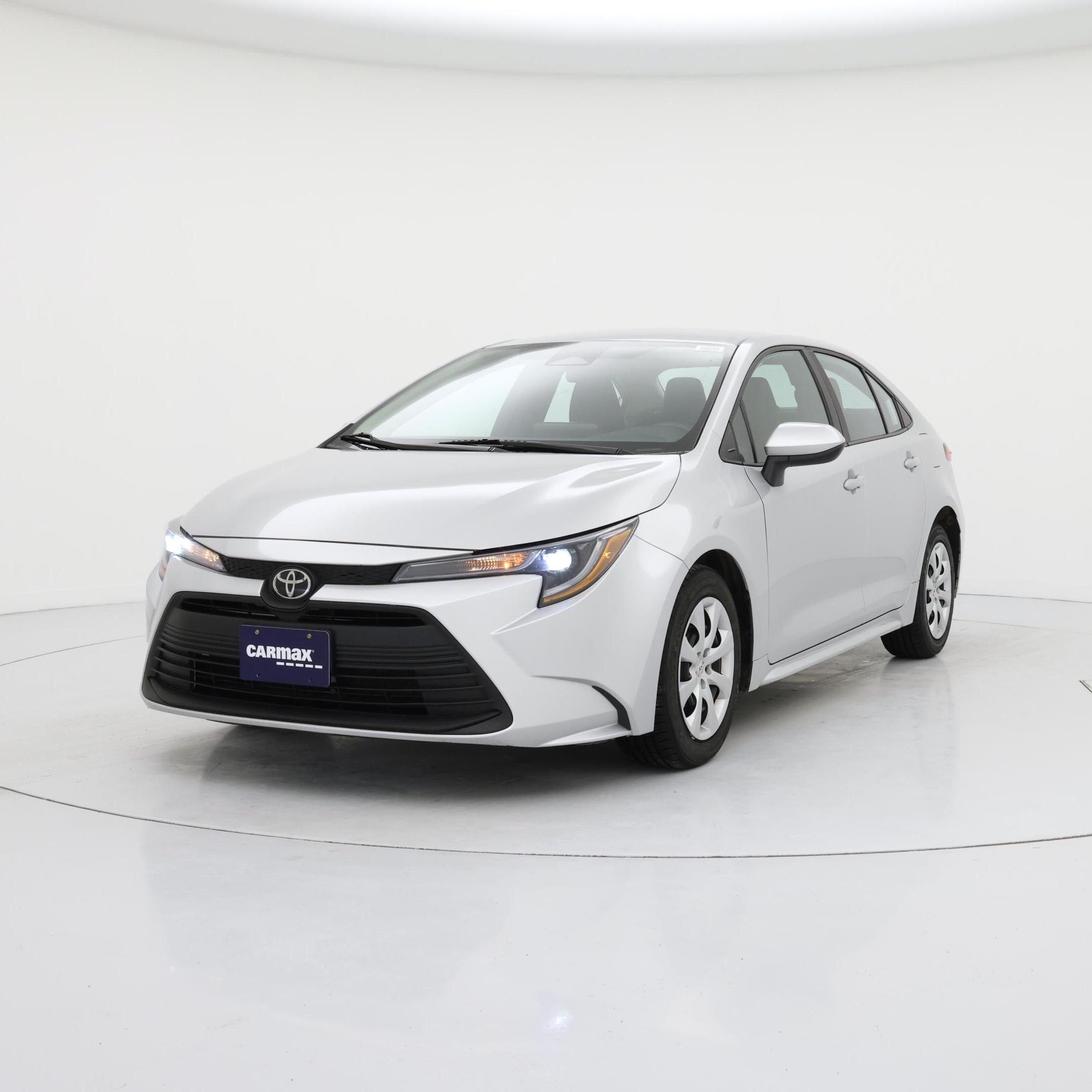 Thumbnail: 2023 Toyota Corolla - 4