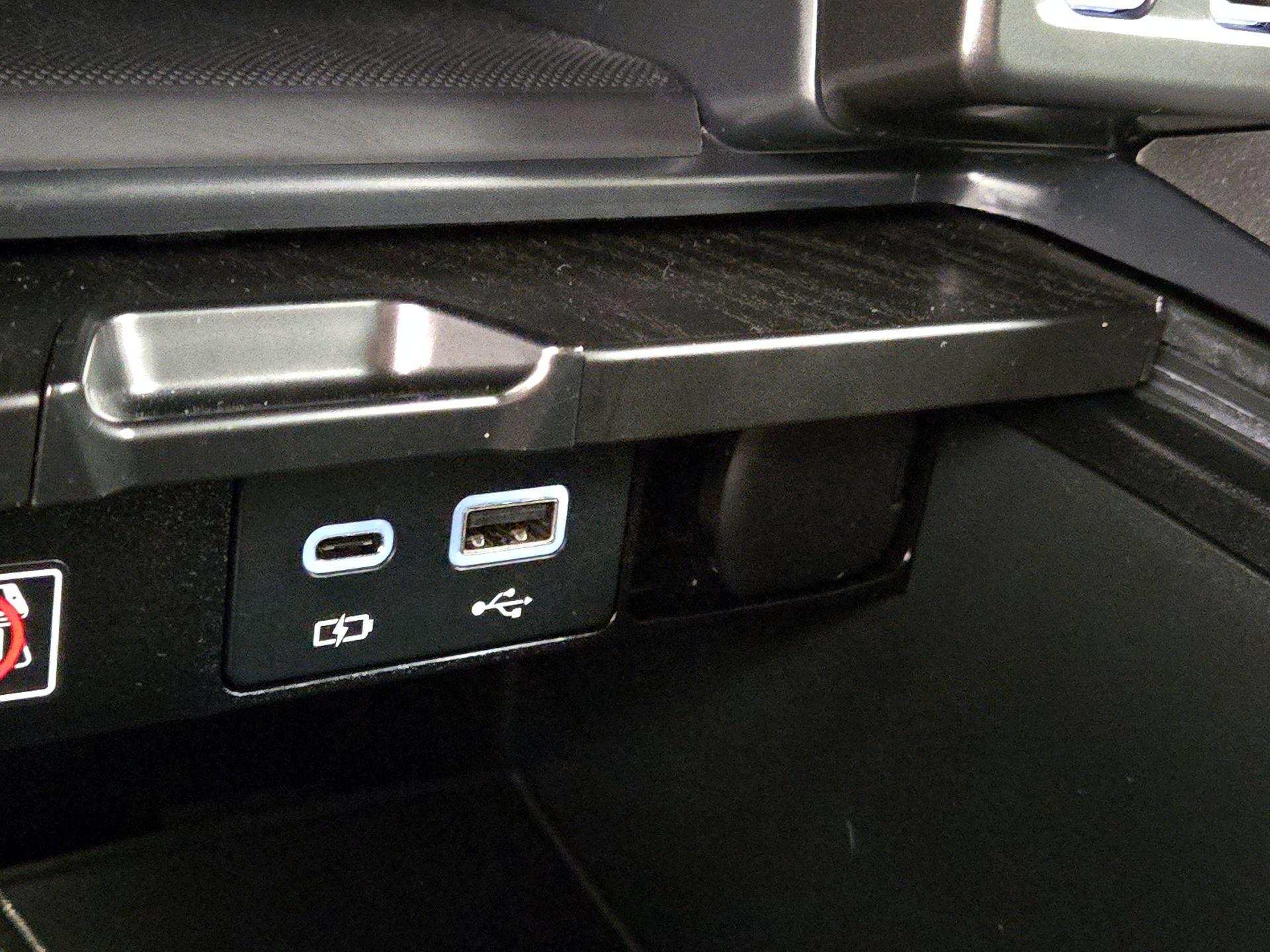 Thumbnail: 2023 Lexus RX - 17