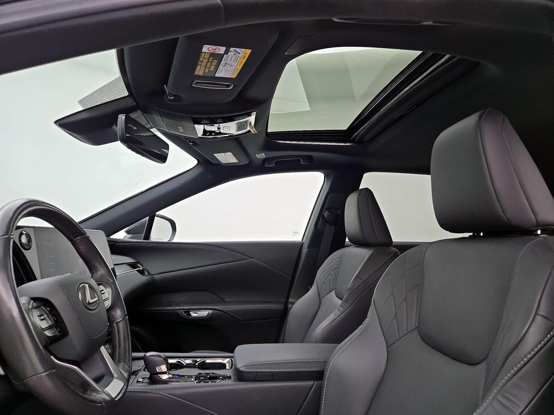 Thumbnail: 2023 Lexus RX - 18