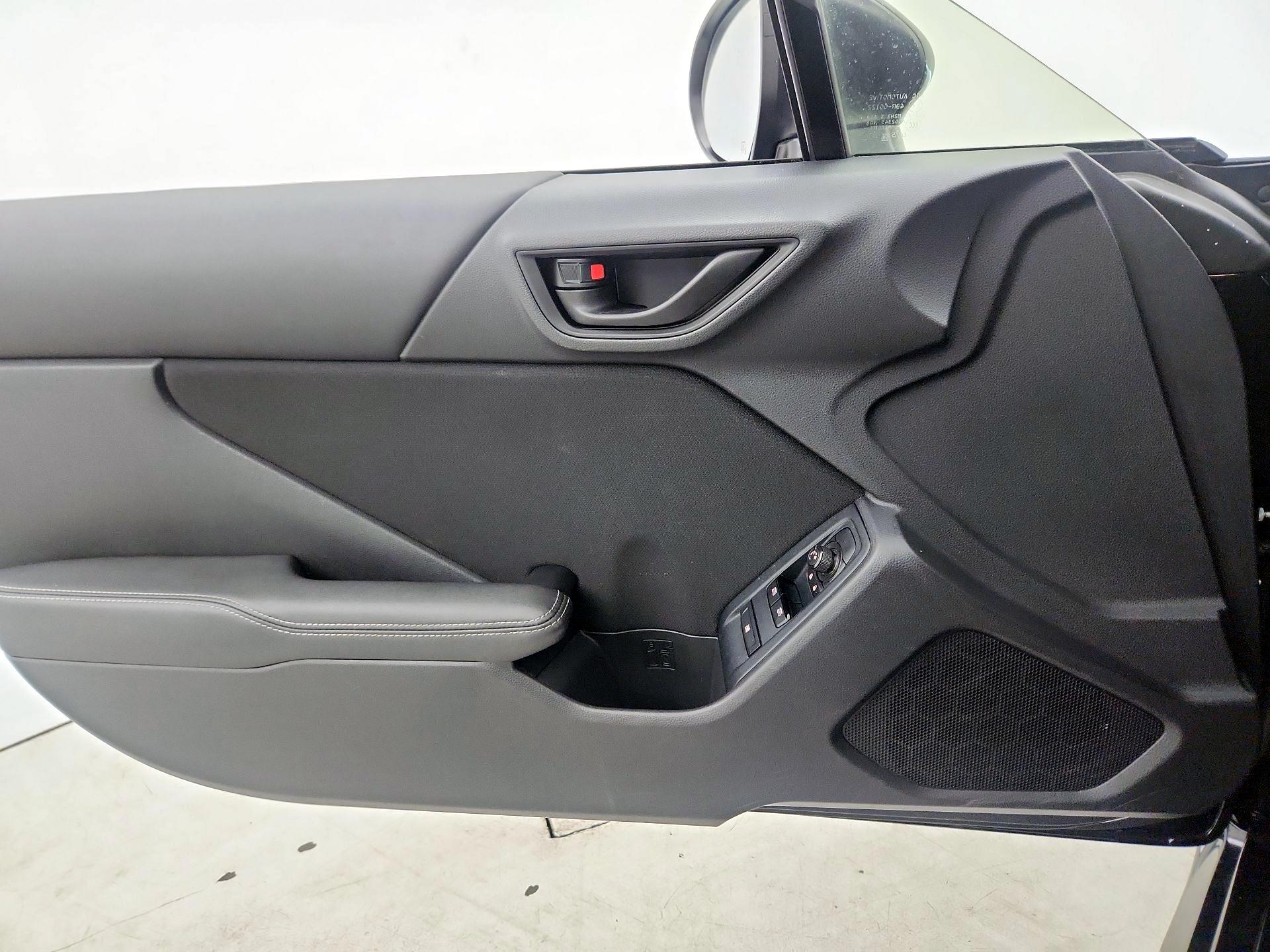 Thumbnail: 2023 Toyota GR86 - 12