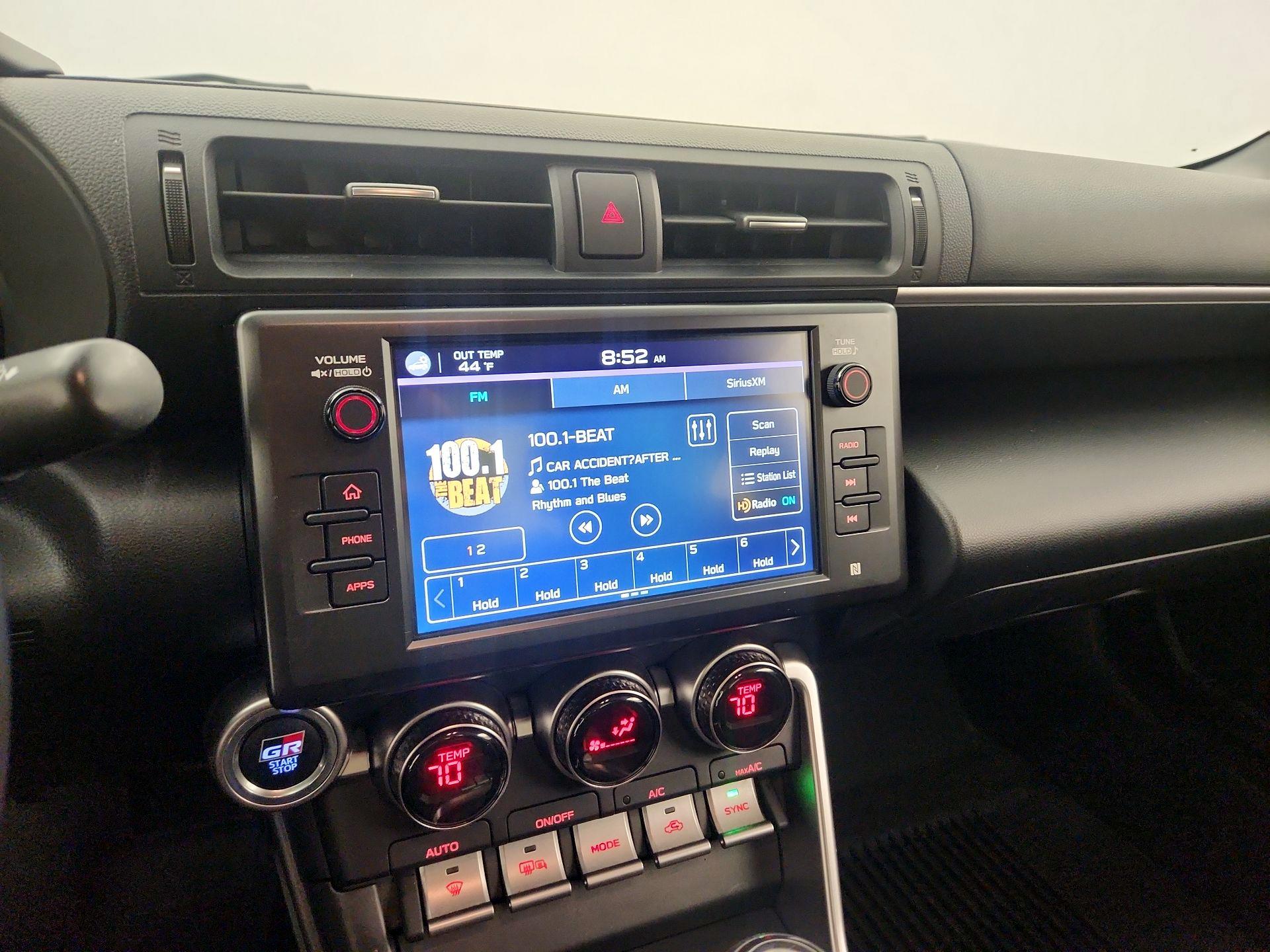 Thumbnail: 2023 Toyota GR86 - 15