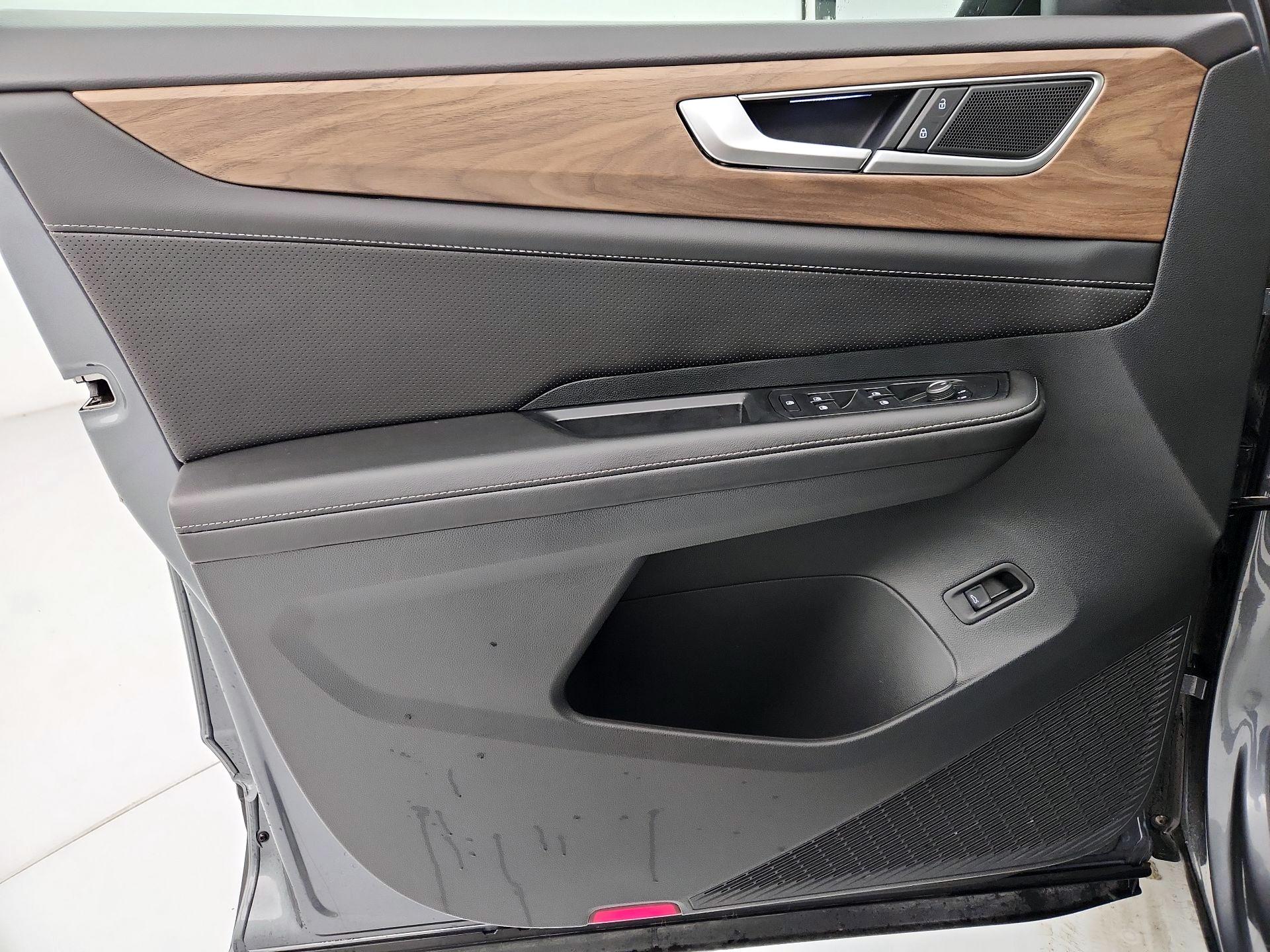 Thumbnail: 2025 Volkswagen Atlas - 12