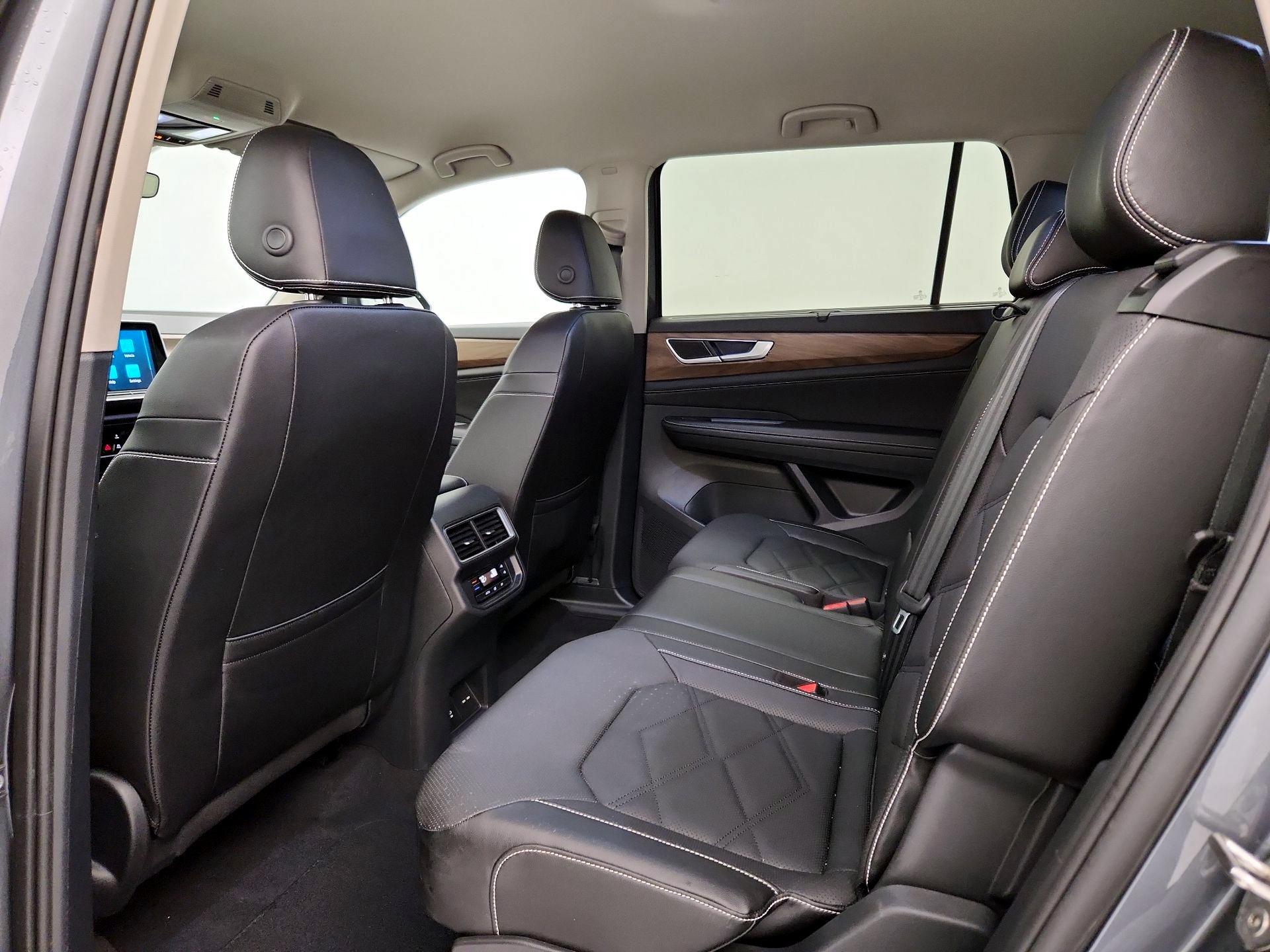 Thumbnail: 2025 Volkswagen Atlas - 19