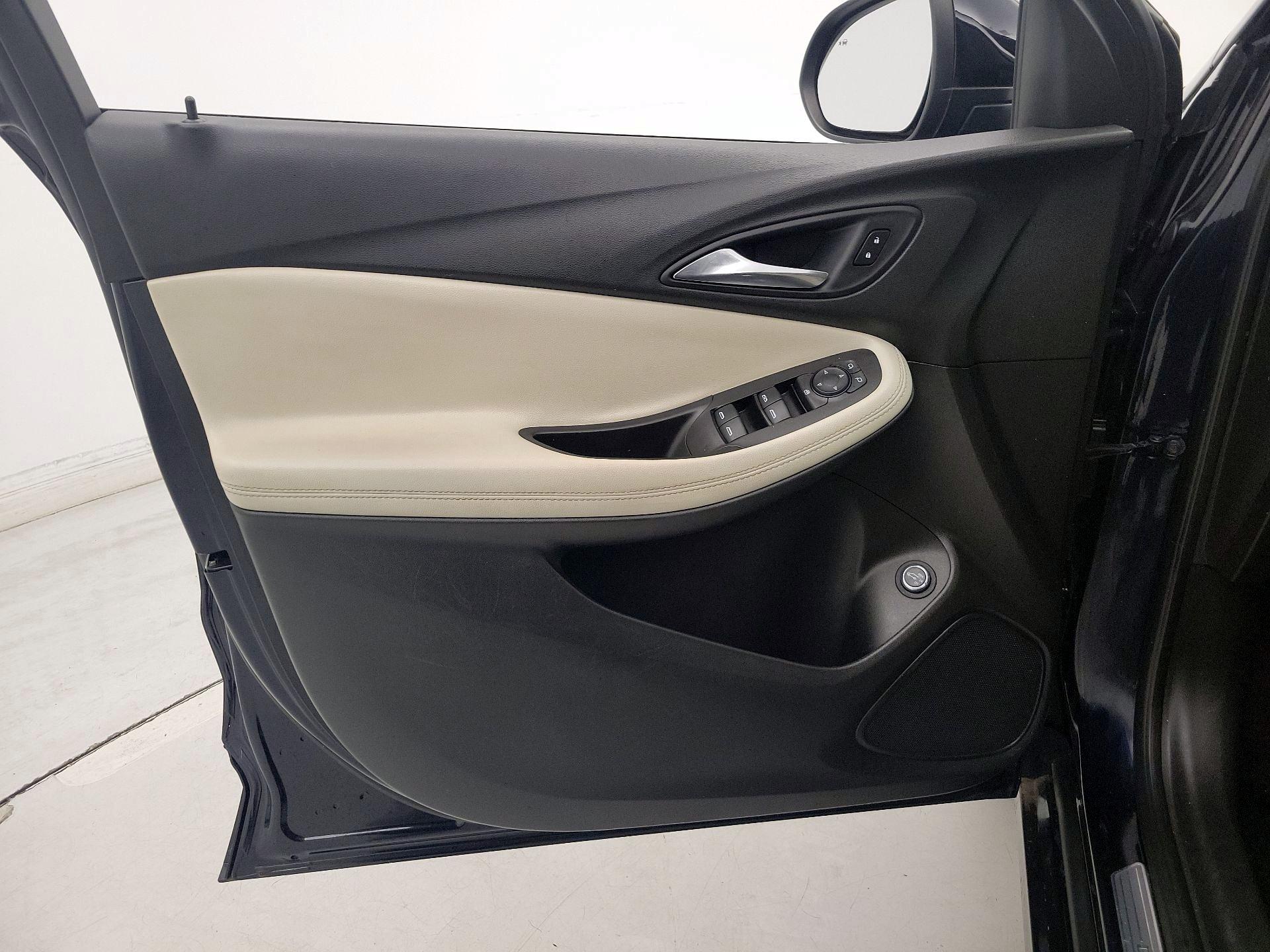 Thumbnail: 2021 Buick Encore GX - 12