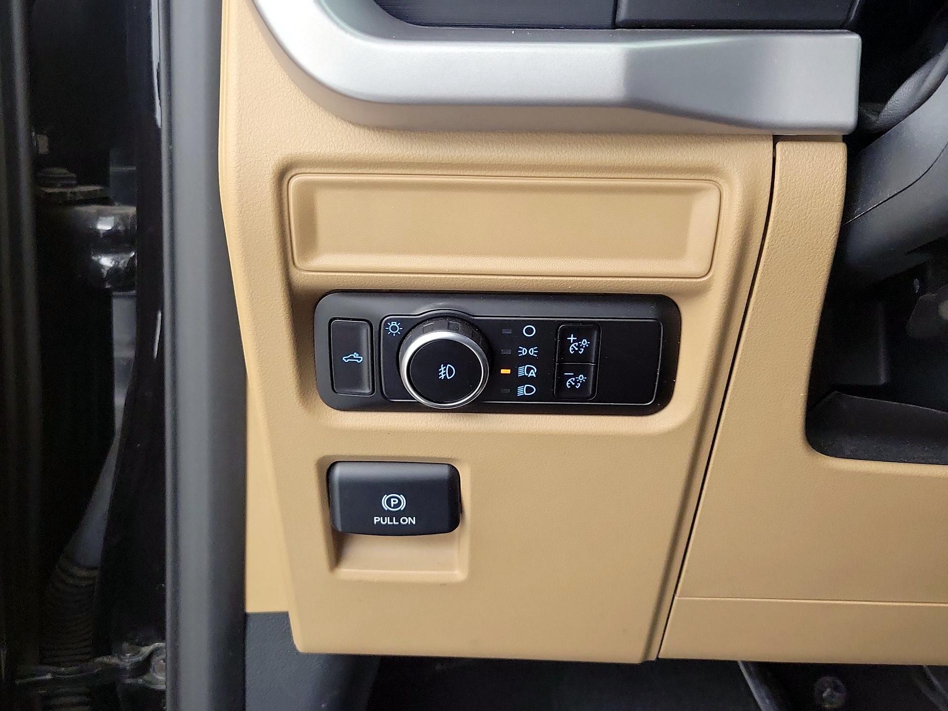 Thumbnail: 2023 Ford F-150 - 13