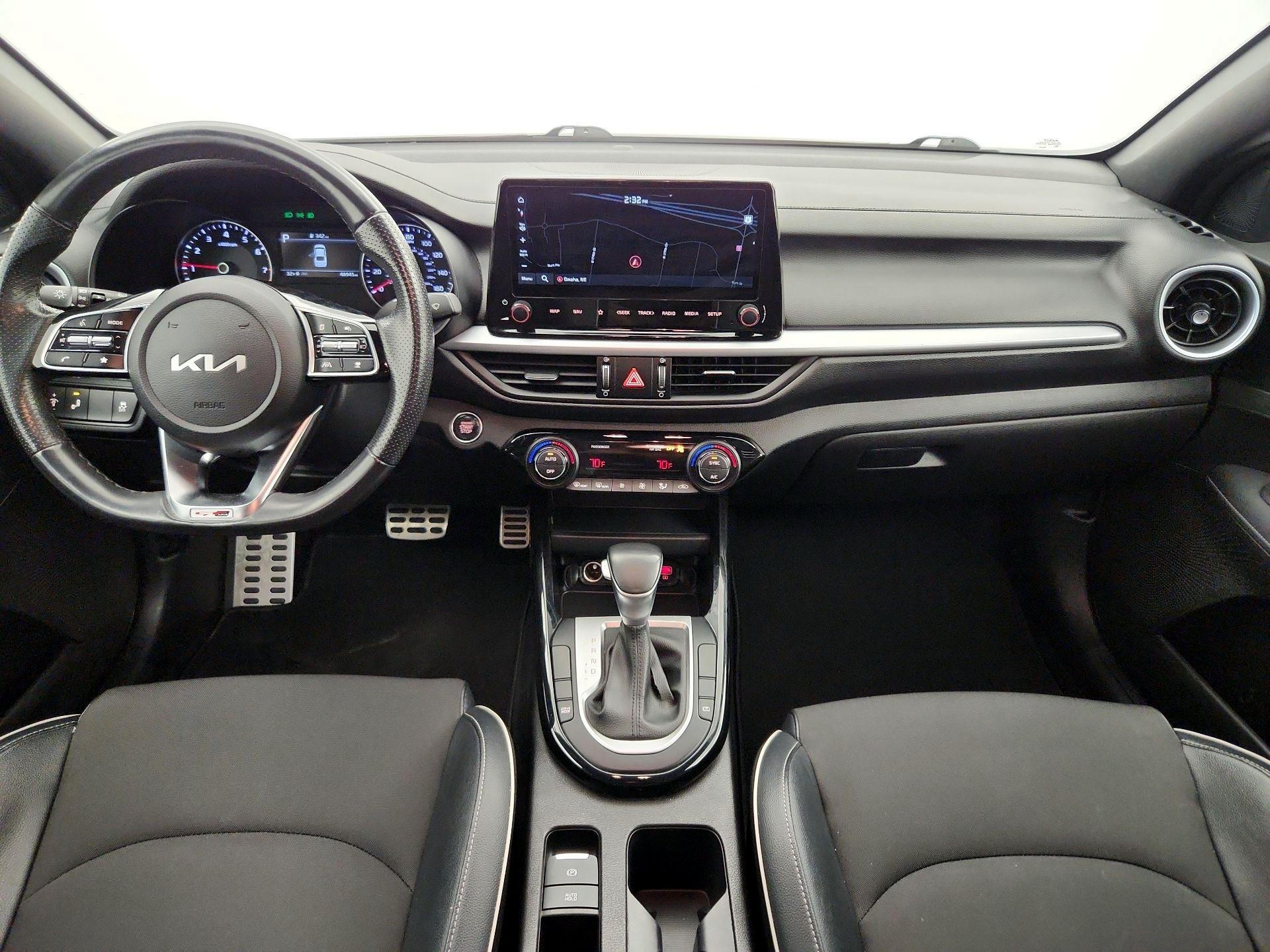 Thumbnail: 2023 Kia Forte - 9