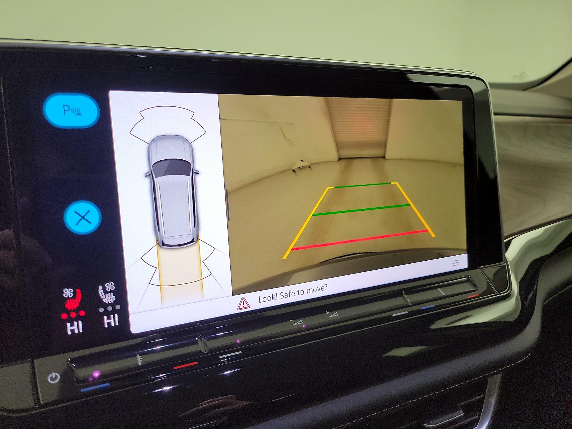 Thumbnail: 2025 Volkswagen Atlas - 14