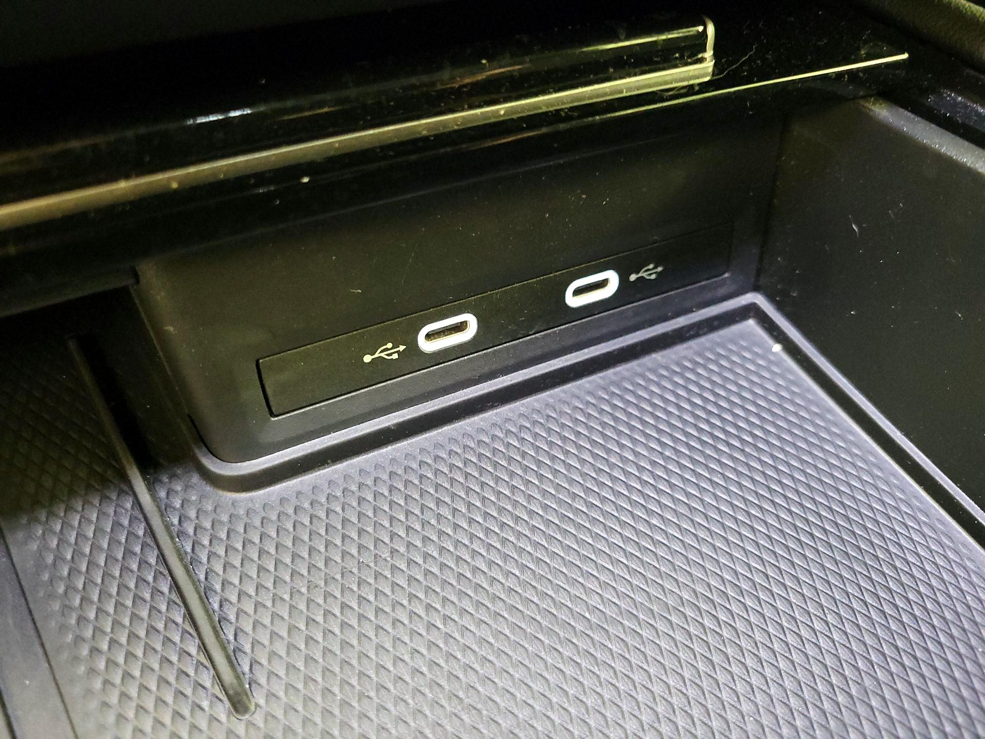 Thumbnail: 2025 Volkswagen Atlas - 18