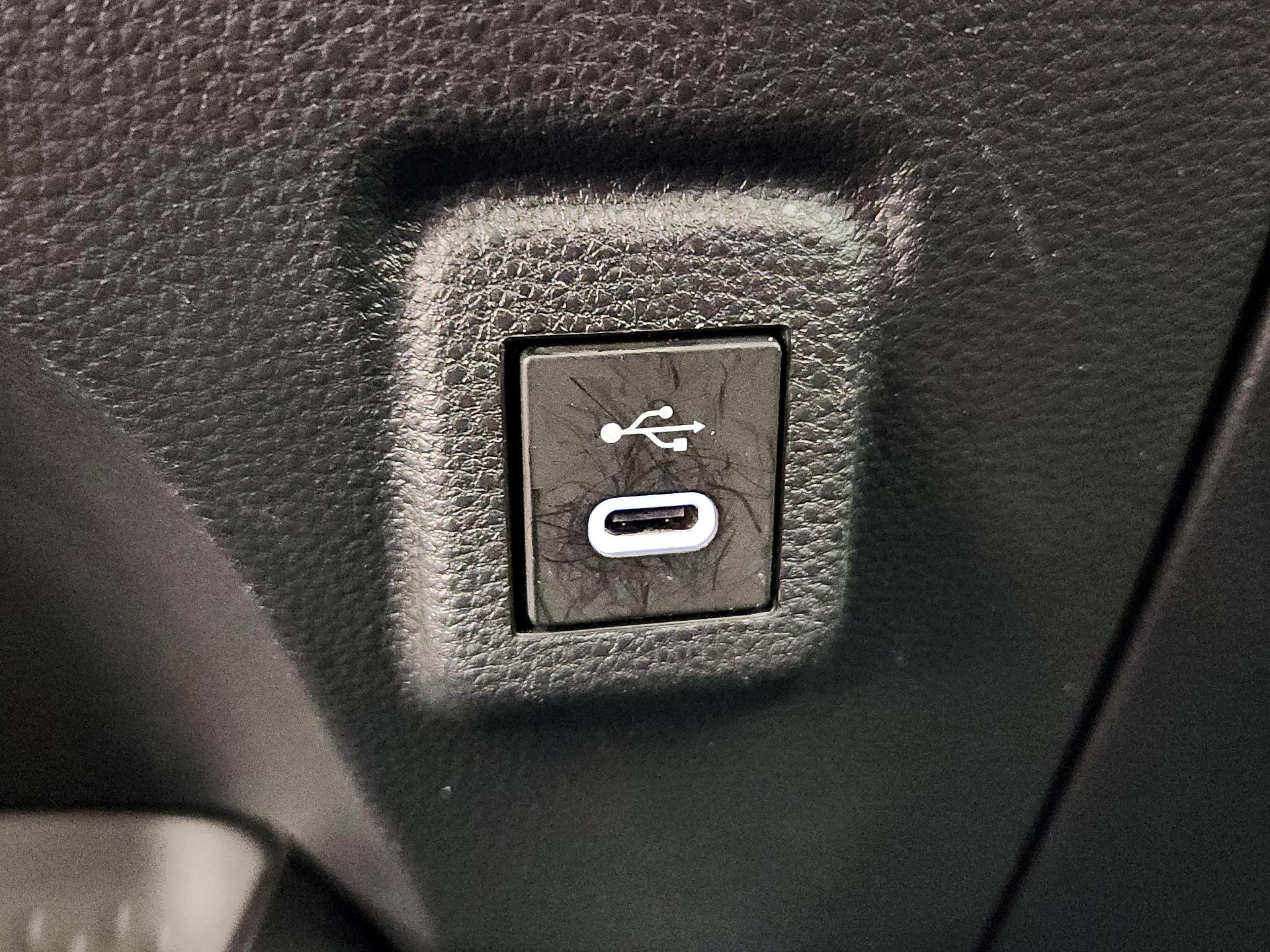 Thumbnail: 2024 Toyota Corolla - 18