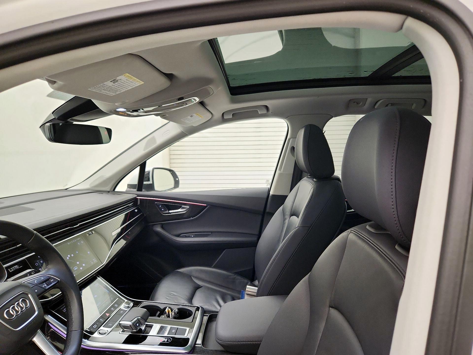 Thumbnail: 2024 Audi Q7 - 20