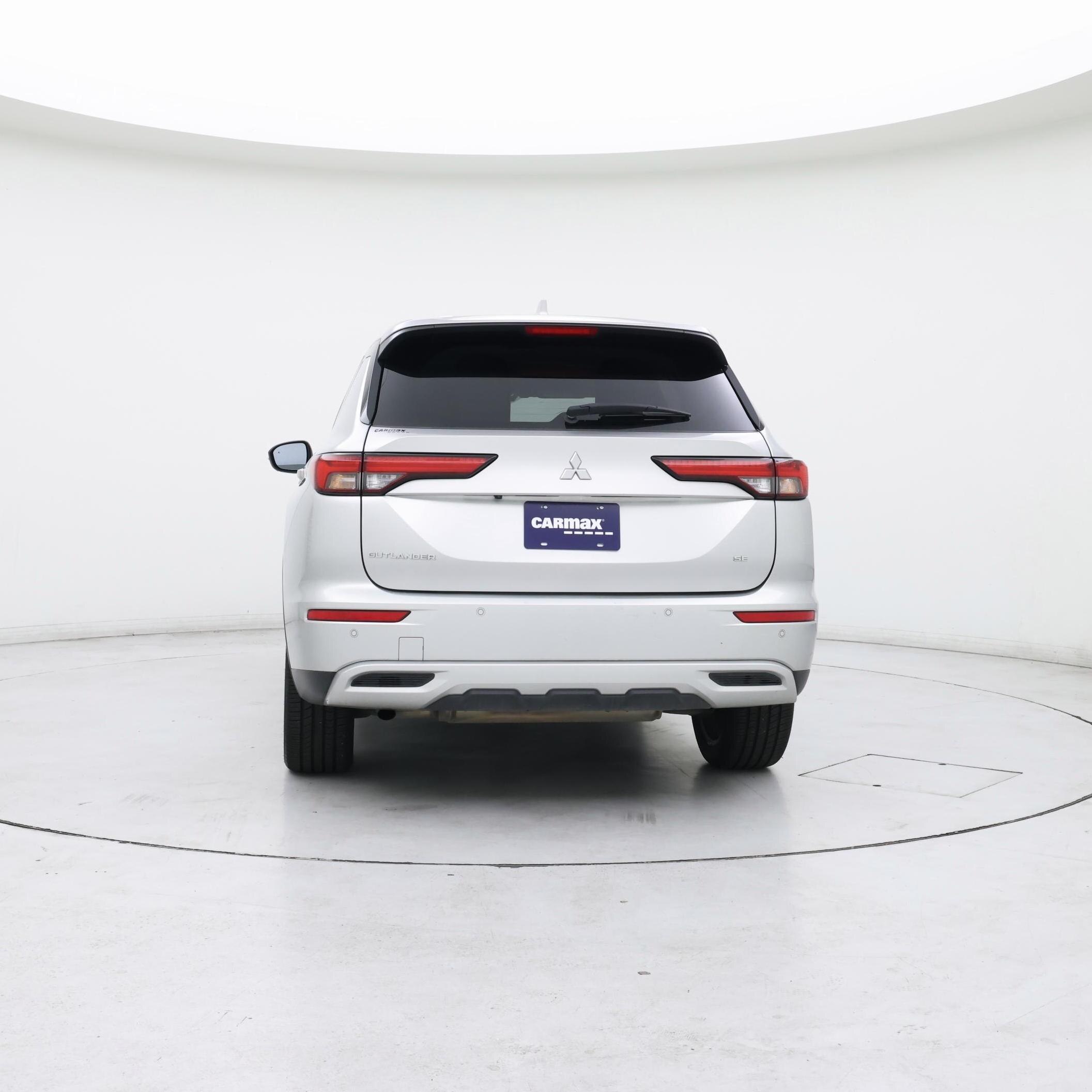 Thumbnail: 2024 Mitsubishi Outlander - 6