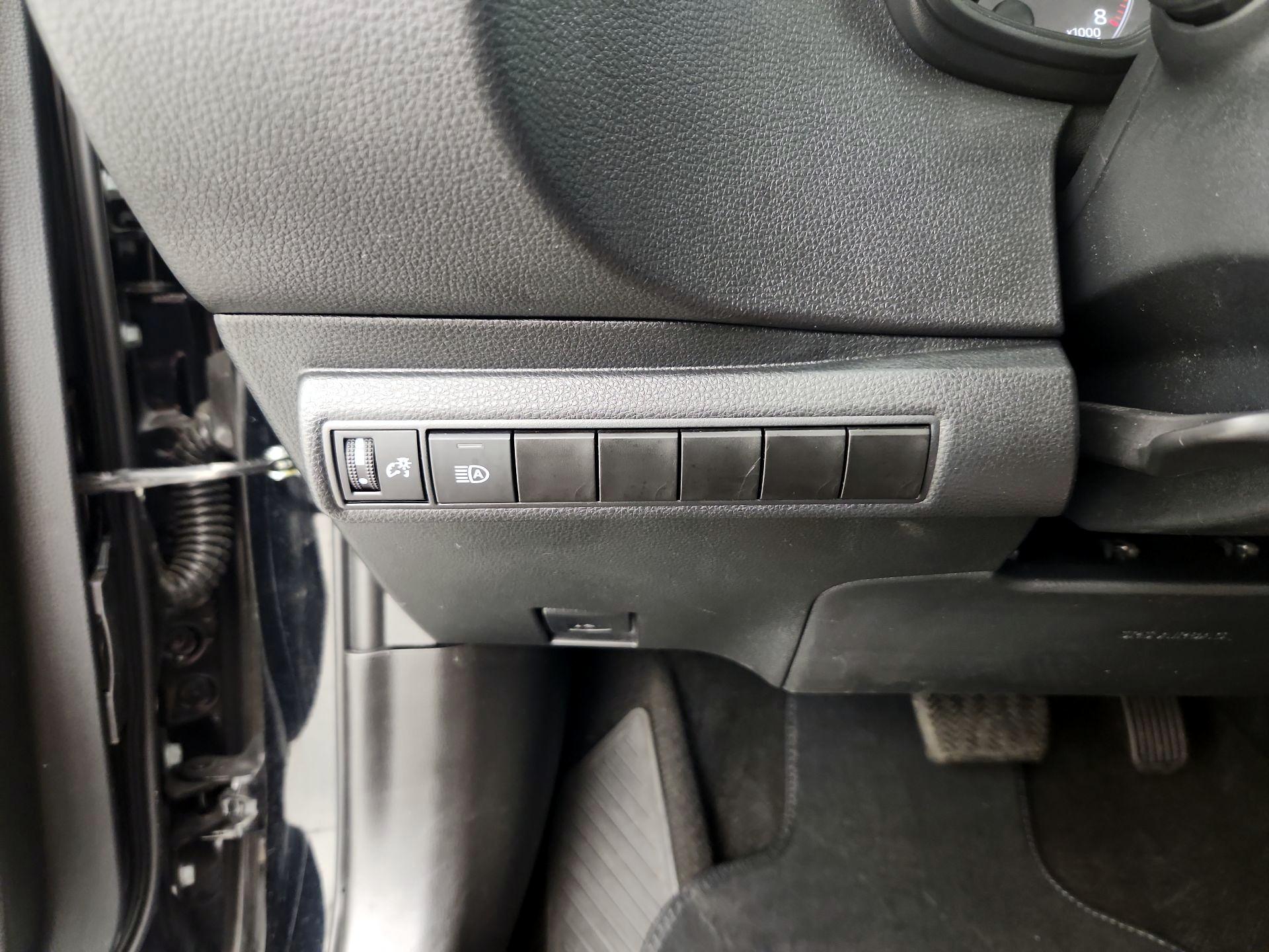 Thumbnail: 2024 Toyota Corolla - 13